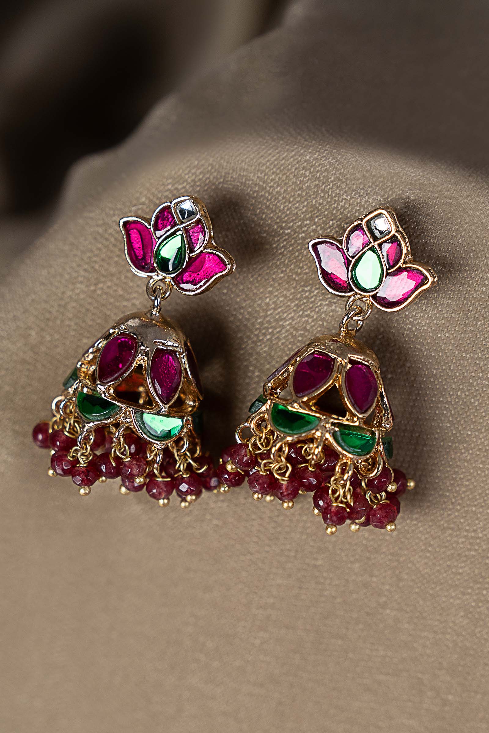 https://cdn.shopify.com/s/files/1/0620/8788/9062/files/JEREF2602PinkChatham_B.jpg?v=1769240411