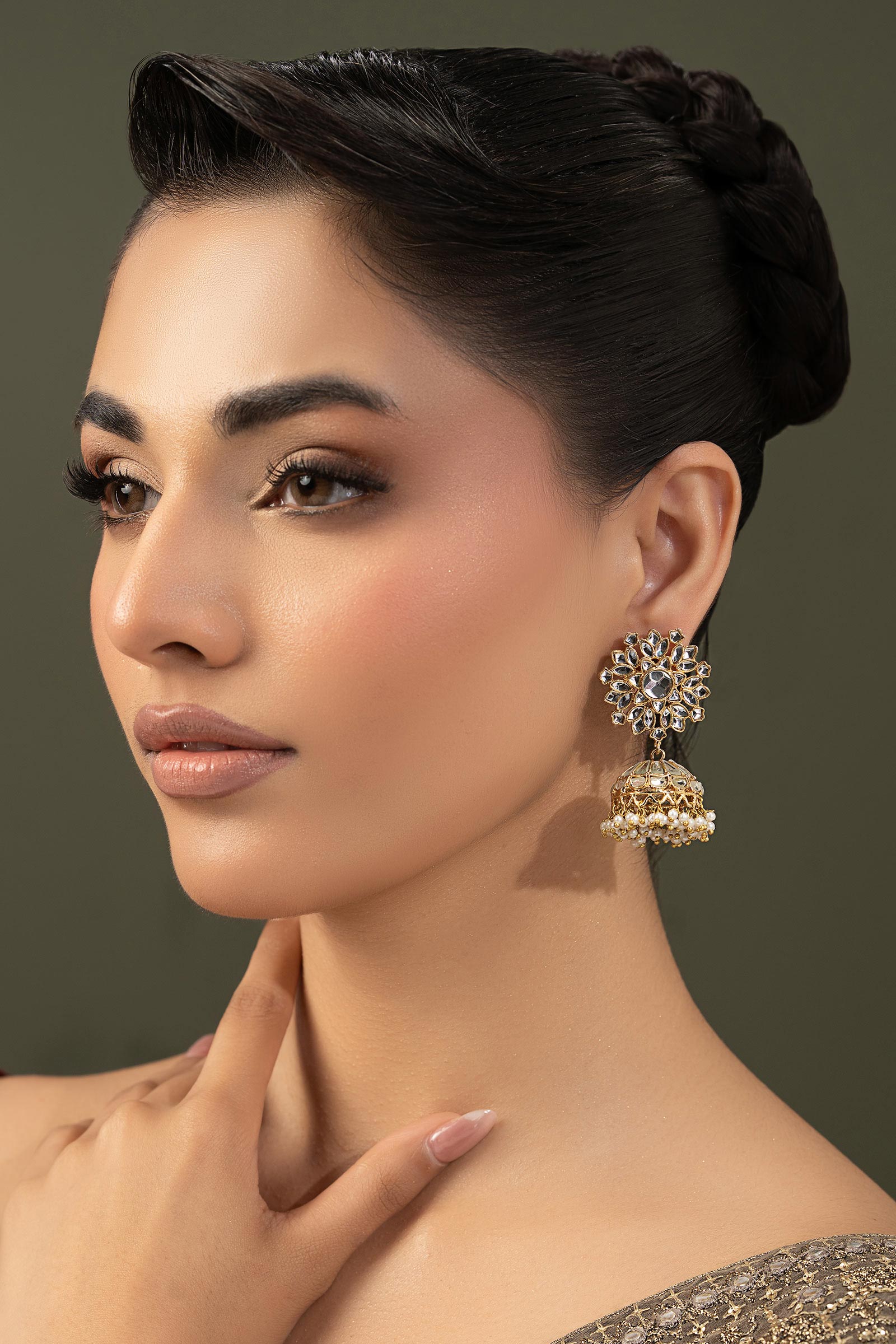 https://cdn.shopify.com/s/files/1/0620/8788/9062/files/JER_EF26_14_Gold_Side_B.jpg?v=1770975057
