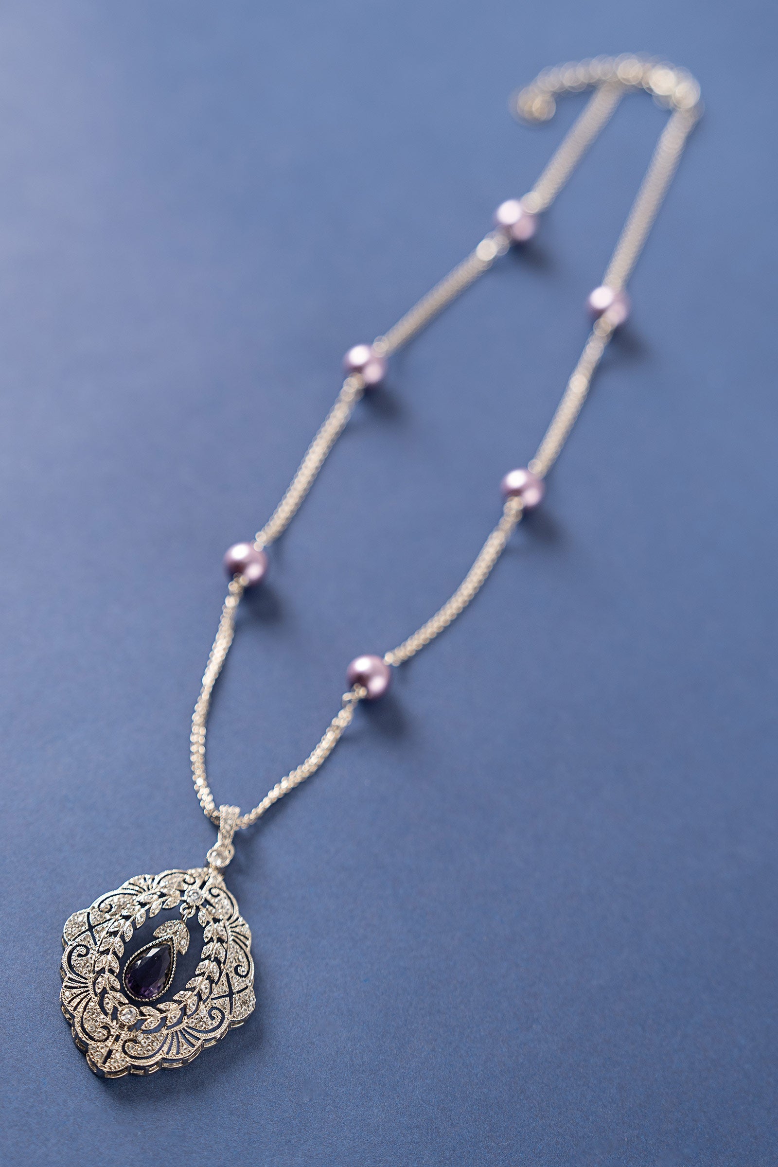 Melzira Pendant