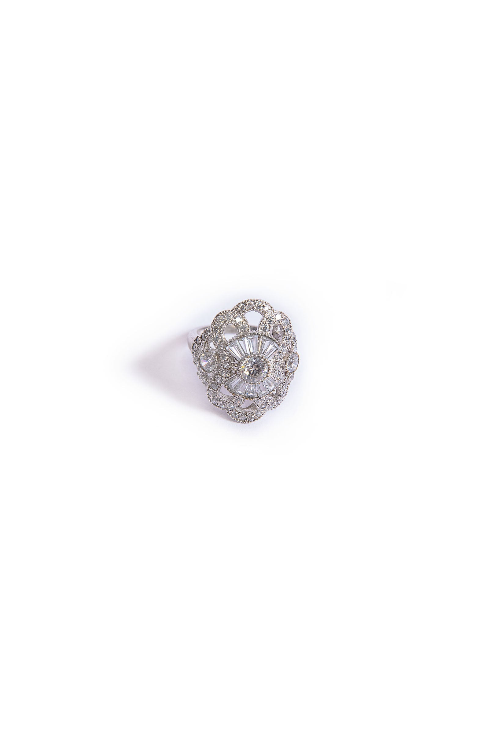 https://cdn.shopify.com/s/files/1/0620/8788/9062/files/JRG-W23-05-WhiteZirconb.jpg?v=1696494617