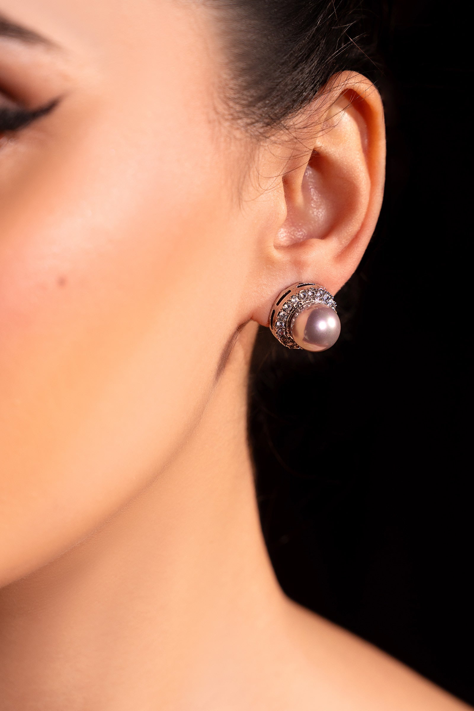 Seinah Studs
