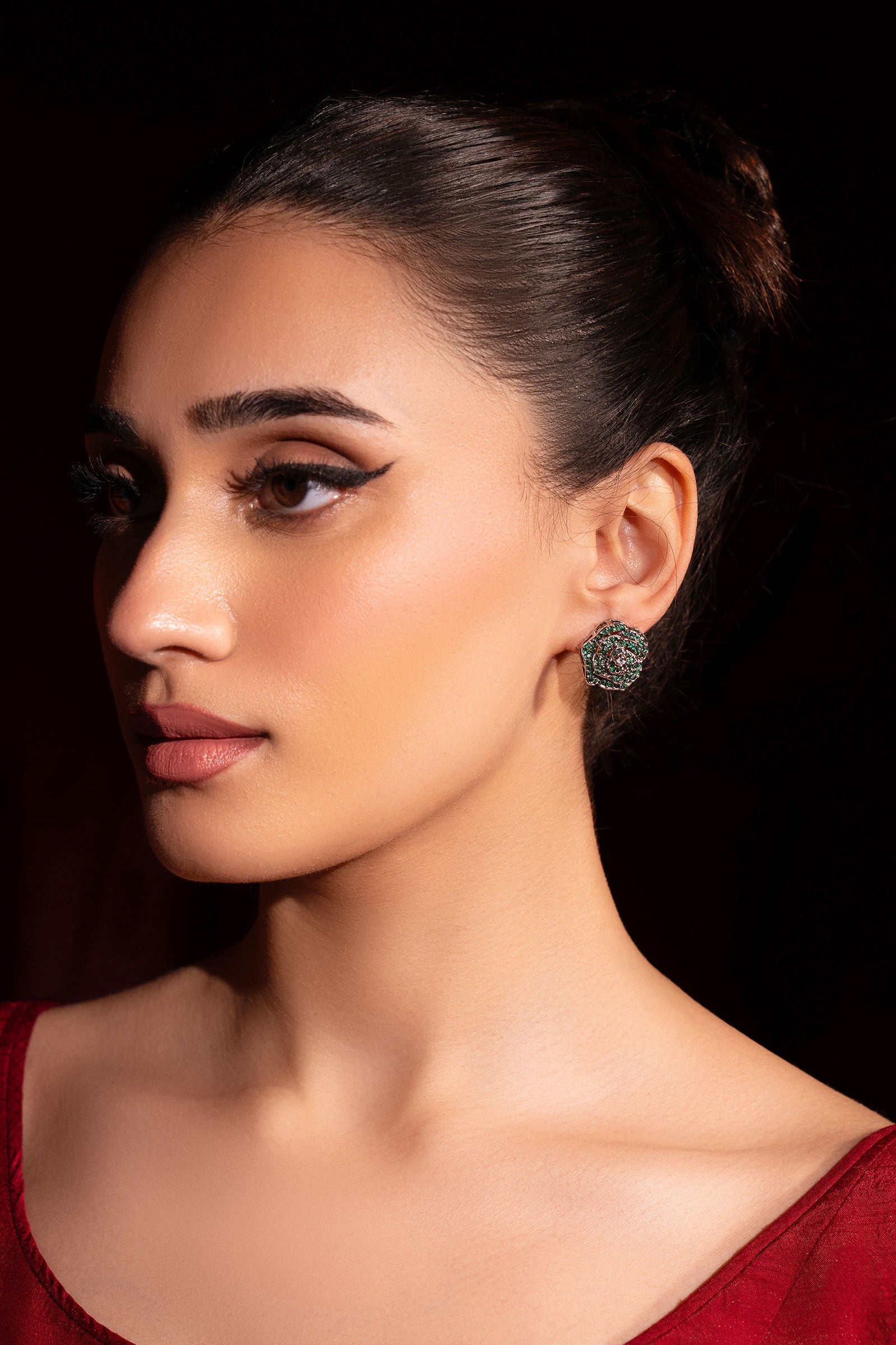 Rozmeen Studs