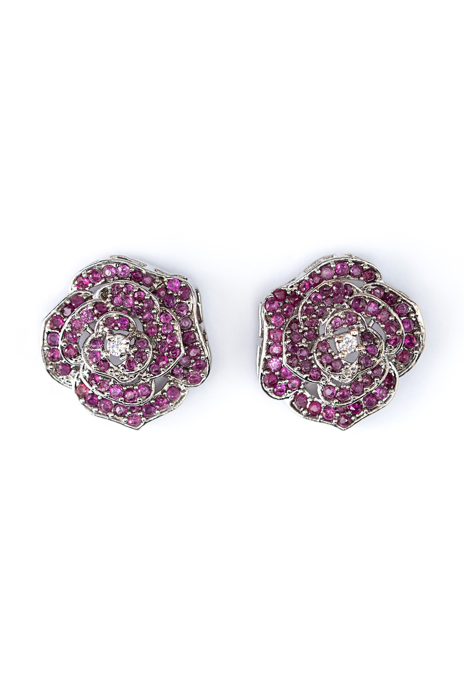 Rozmeen Studs