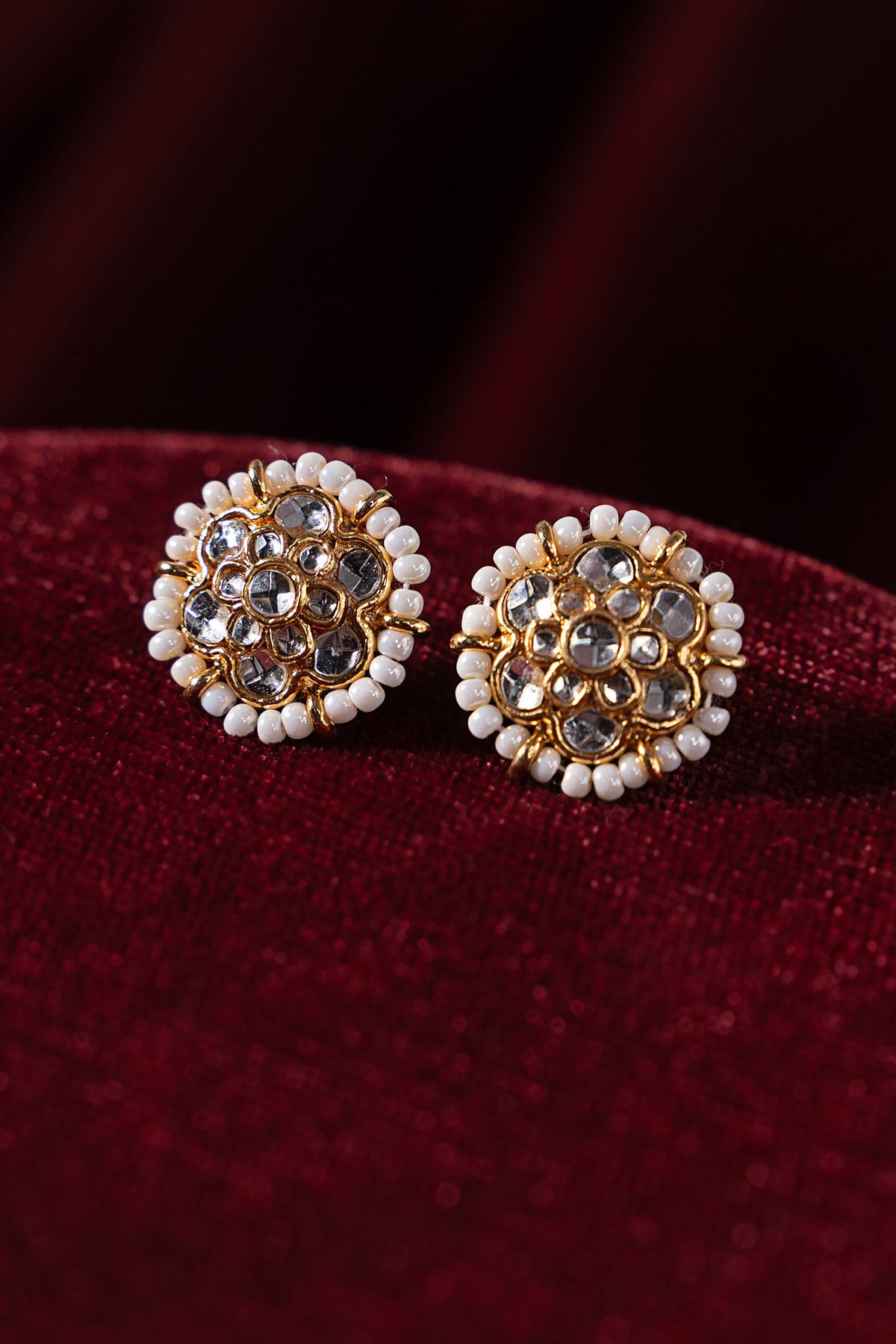 Gisou Studs