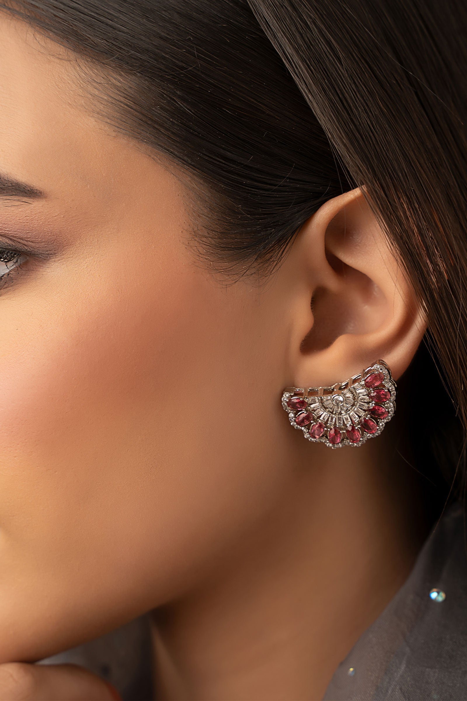 Caria Studs