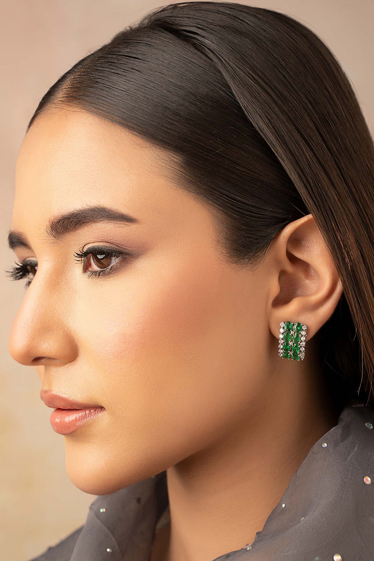 Injila Studs