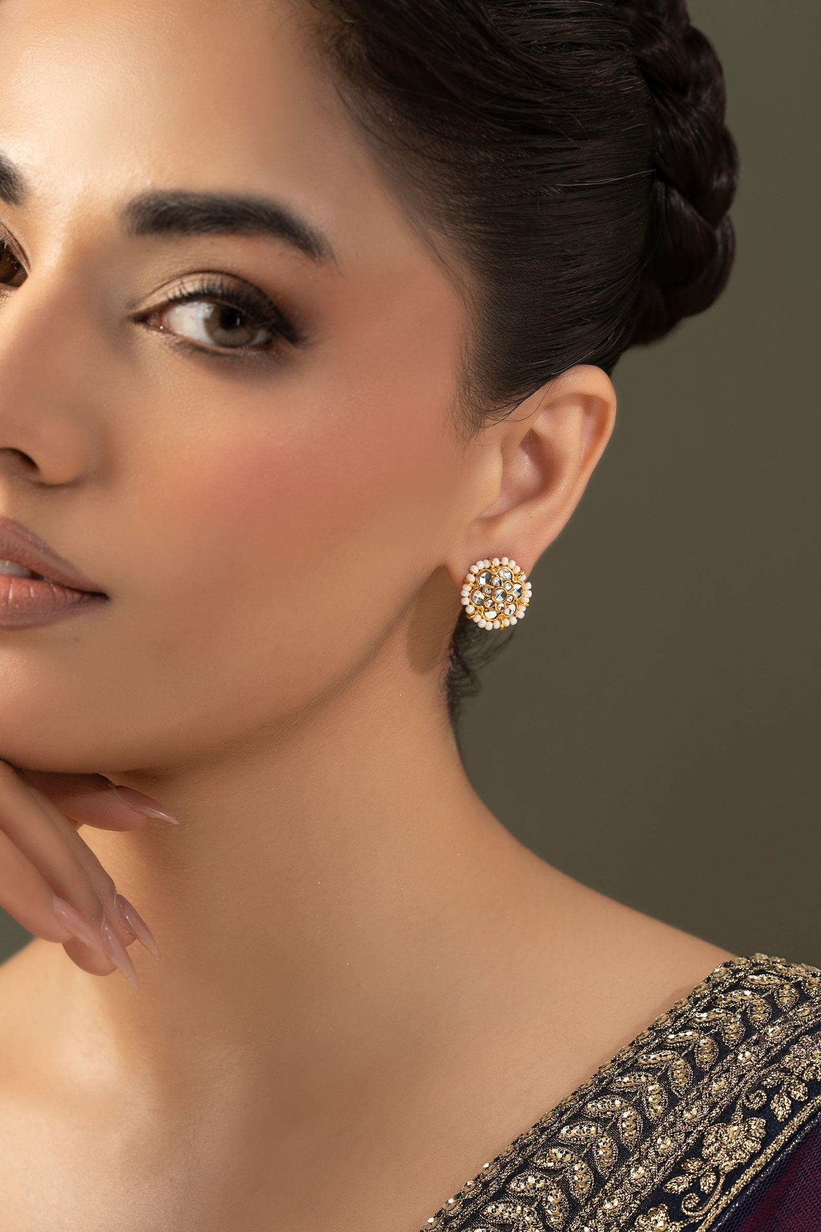 Gisou Studs