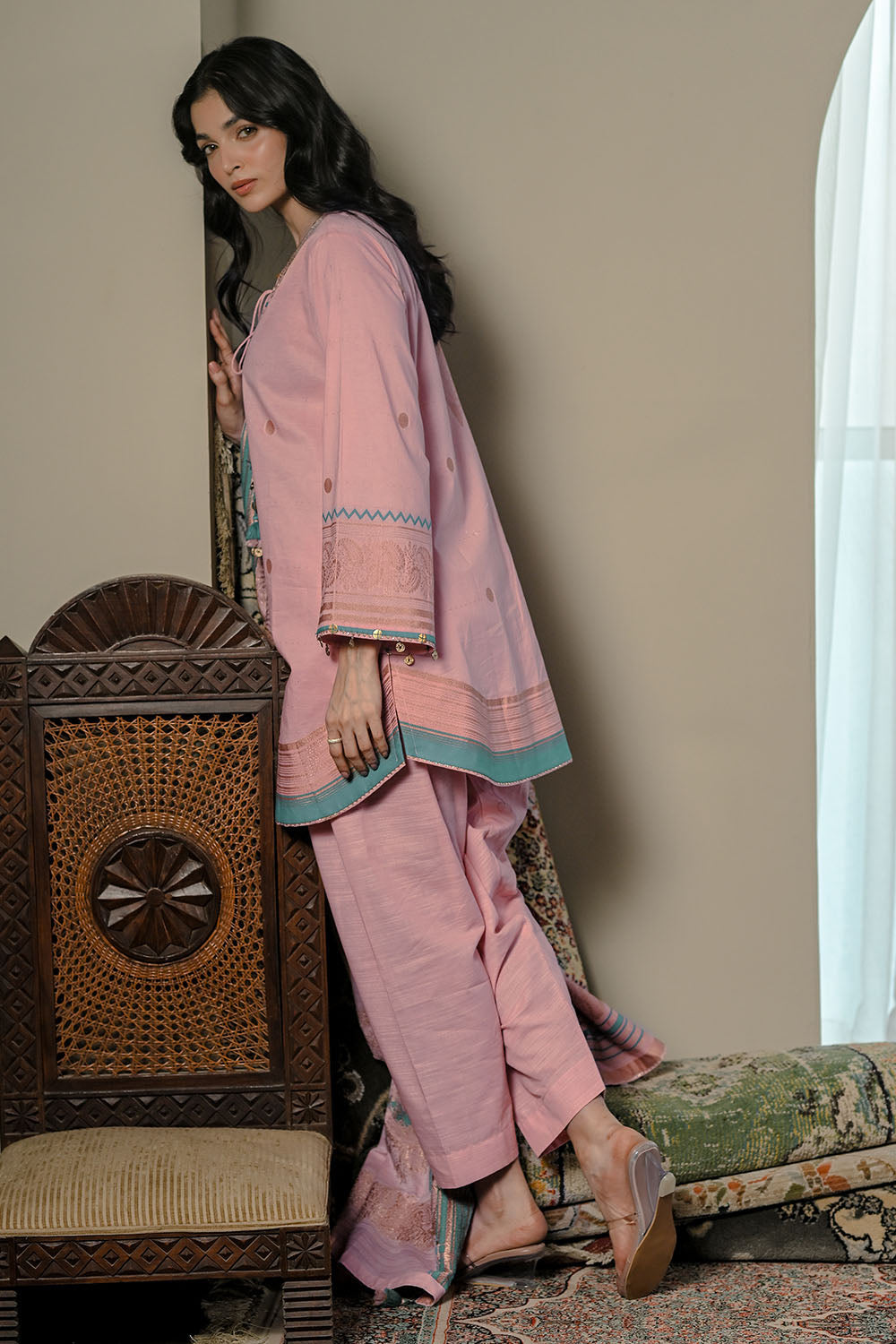 3 Piece Embroidered Jacquard Suit
