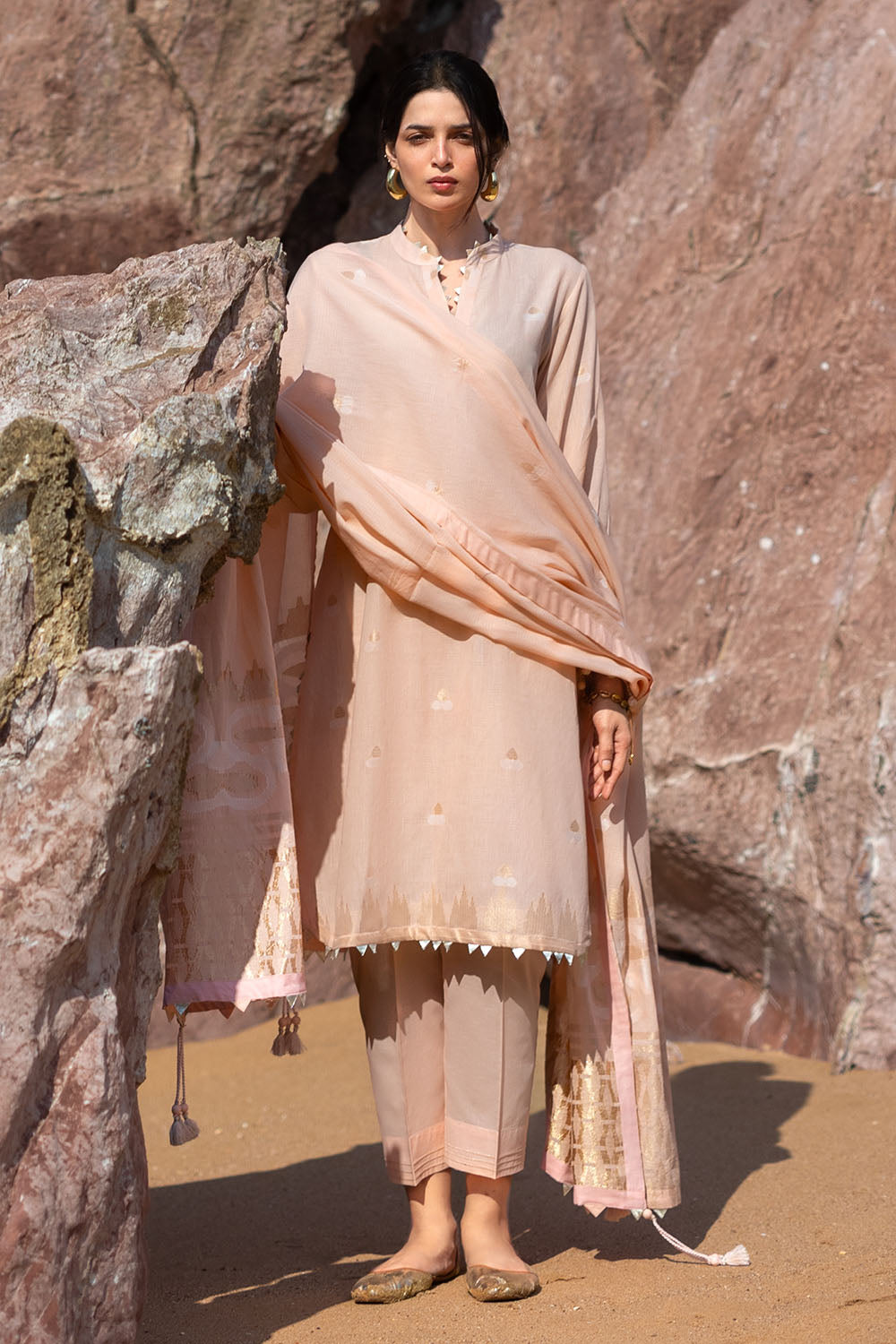3 Piece Jacquard Suit With Jacquard Dupatta