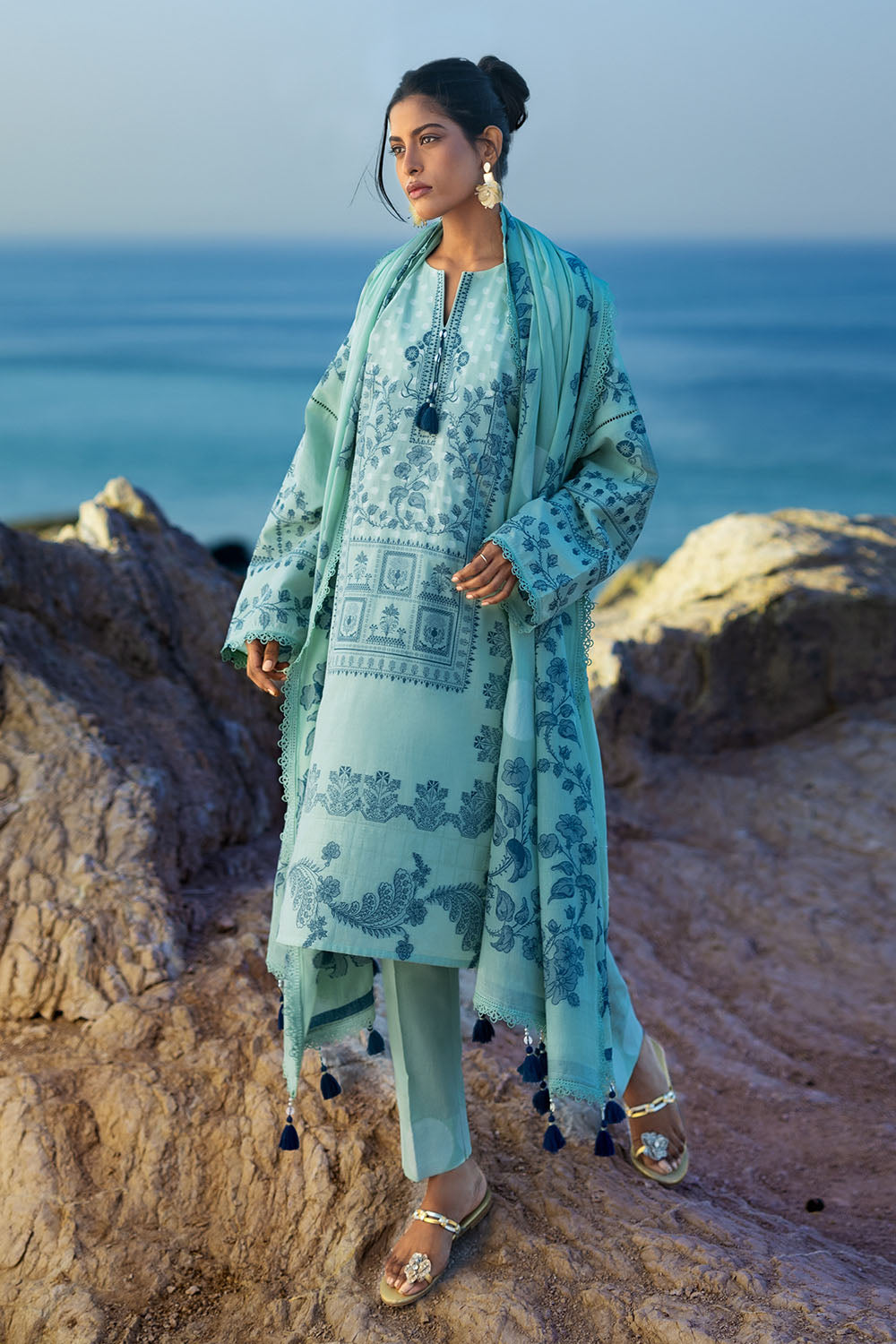 3 Piece Jacquard Suit With Jacquard Dupatta