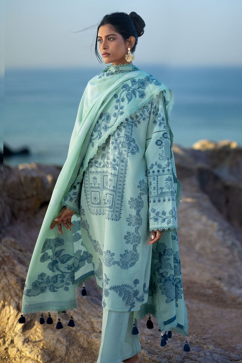 3 Piece Jacquard Suit With Jacquard Dupatta