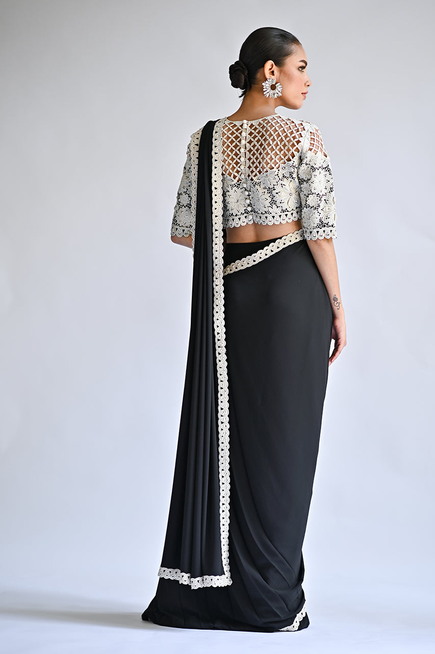 Sania Maskatiya