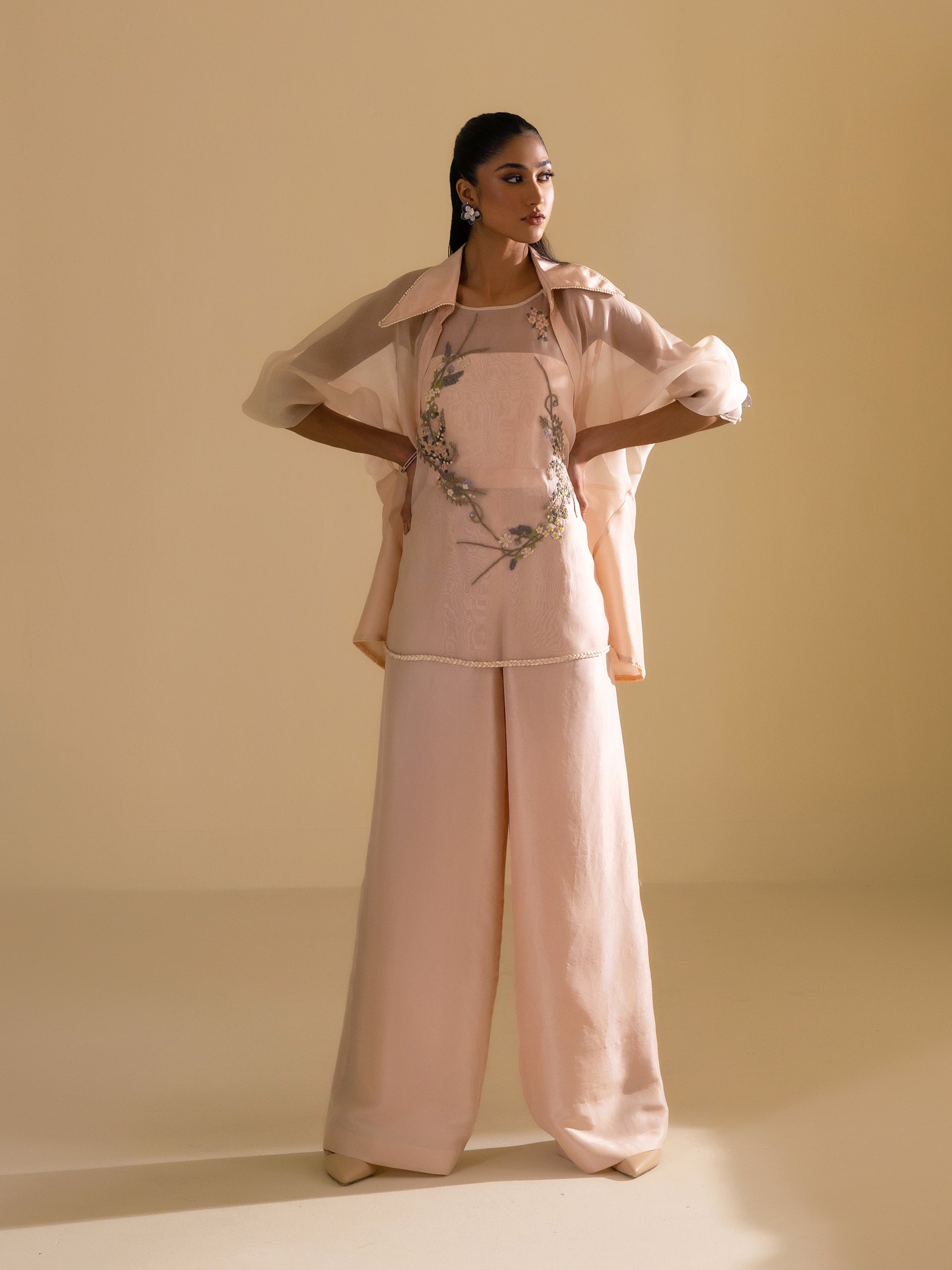 https://cdn.shopify.com/s/files/1/0768/4872/6205/files/June-Peach-1.jpg?v=1777658809