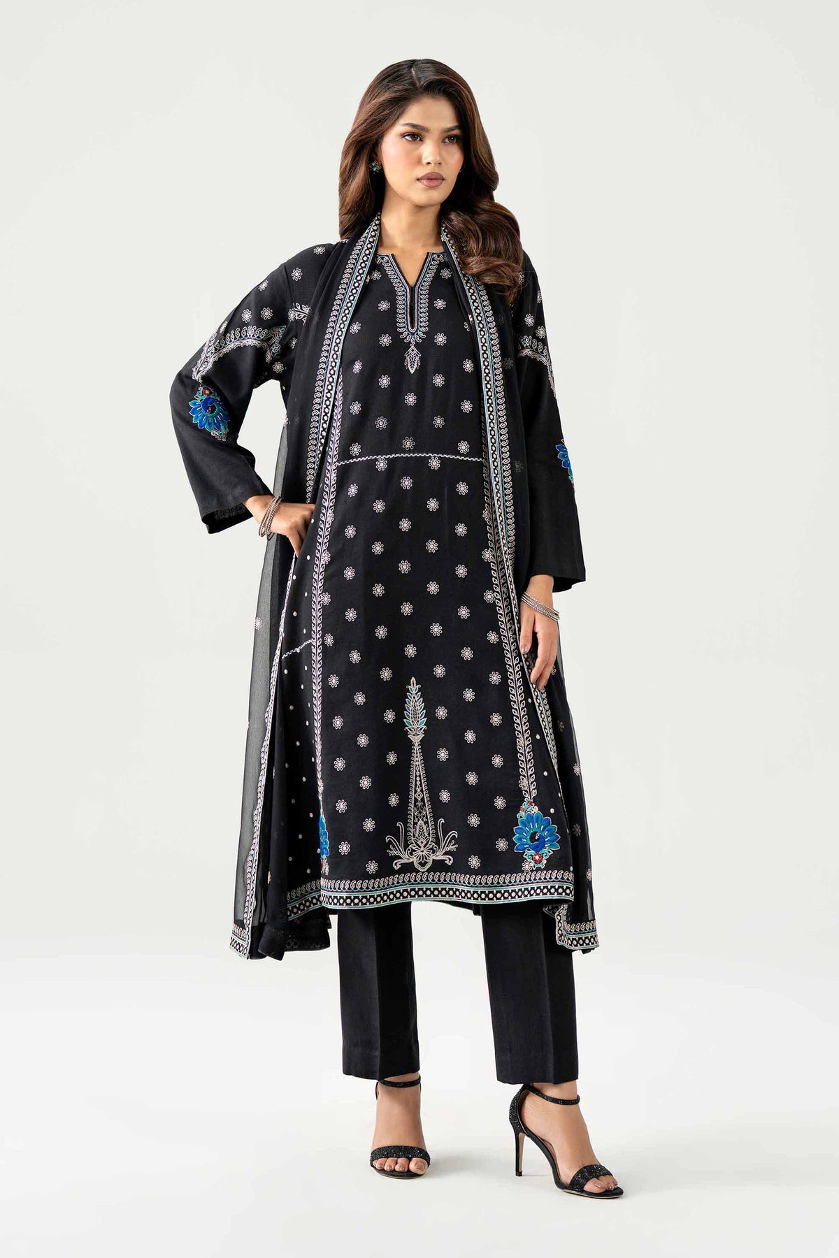 3 Piece - Embroidered Suit - KBS26-81