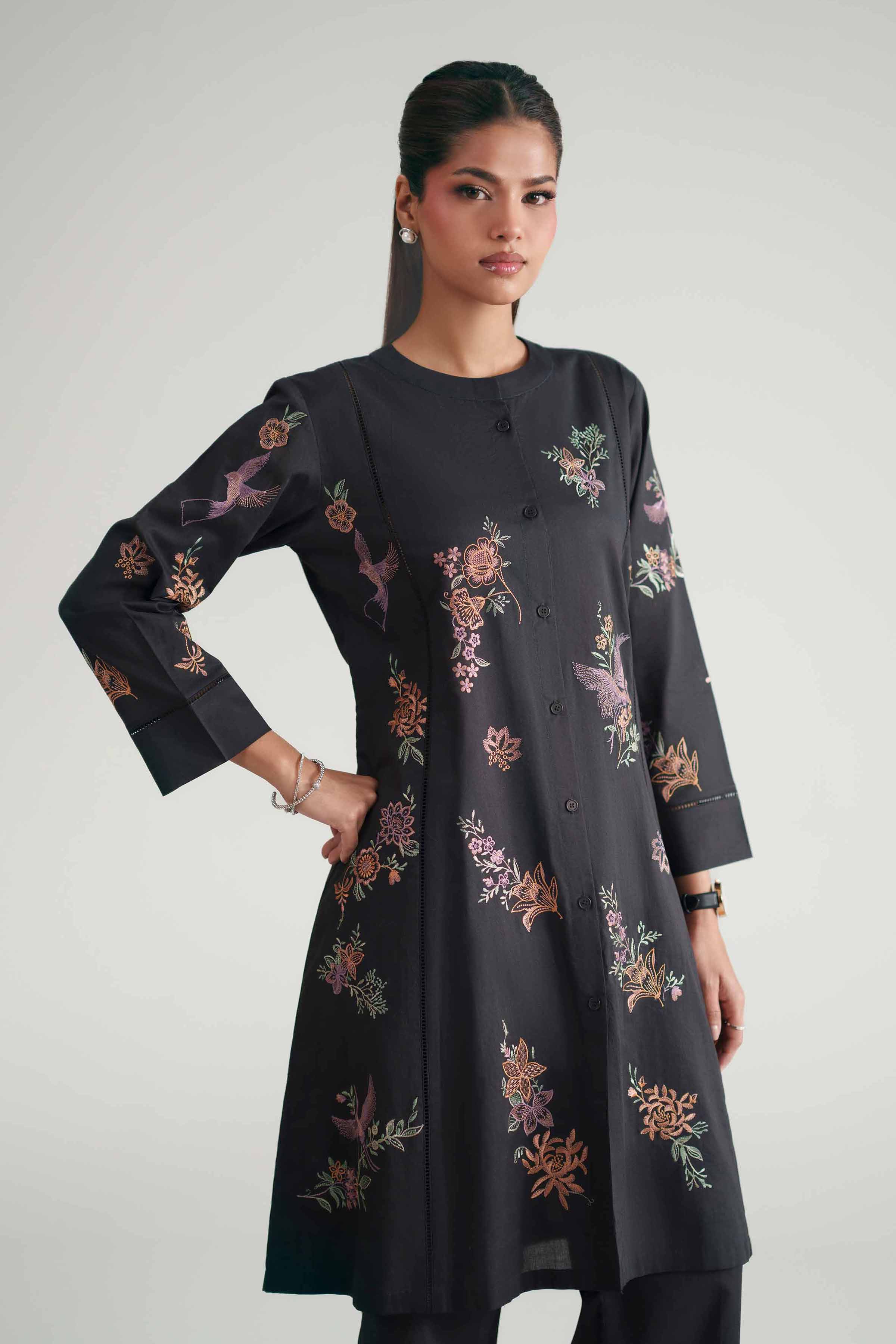 https://cdn.shopify.com/s/files/1/0534/2065/4791/files/KFE26-168-_6.jpg?v=1775729792
