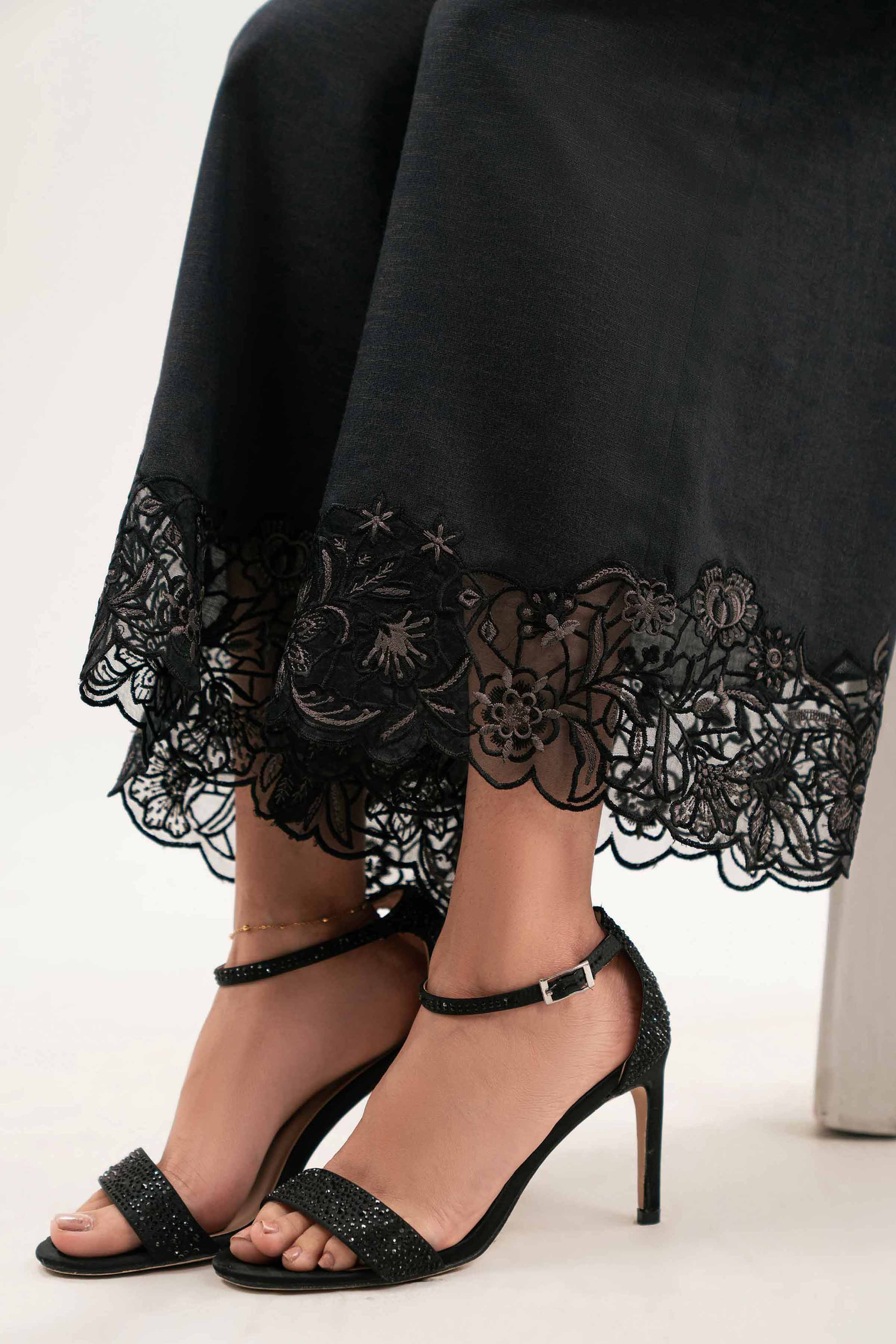 Embroidered Pants - KFW25-199