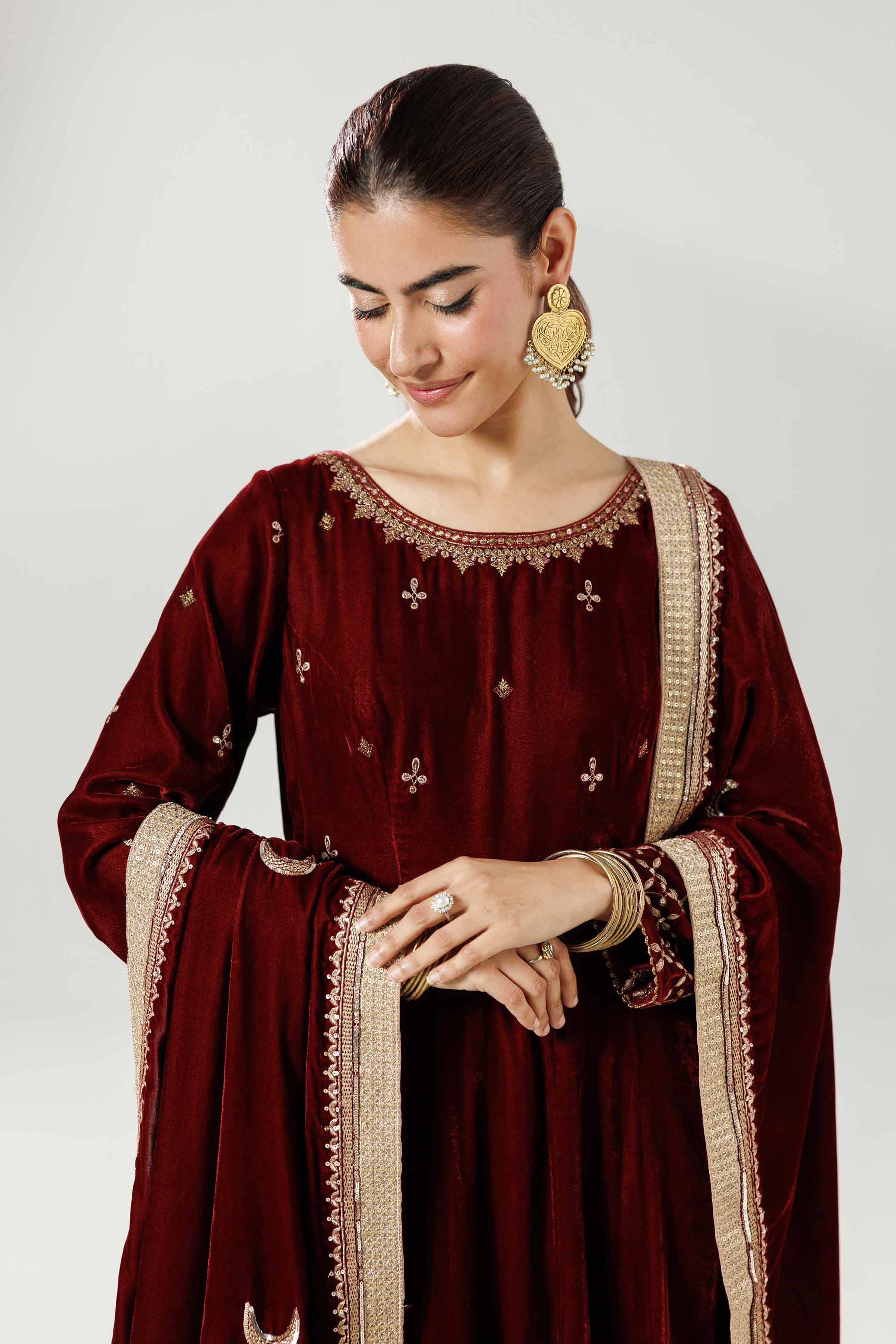 Embroidered Dupatta - KFW25-47