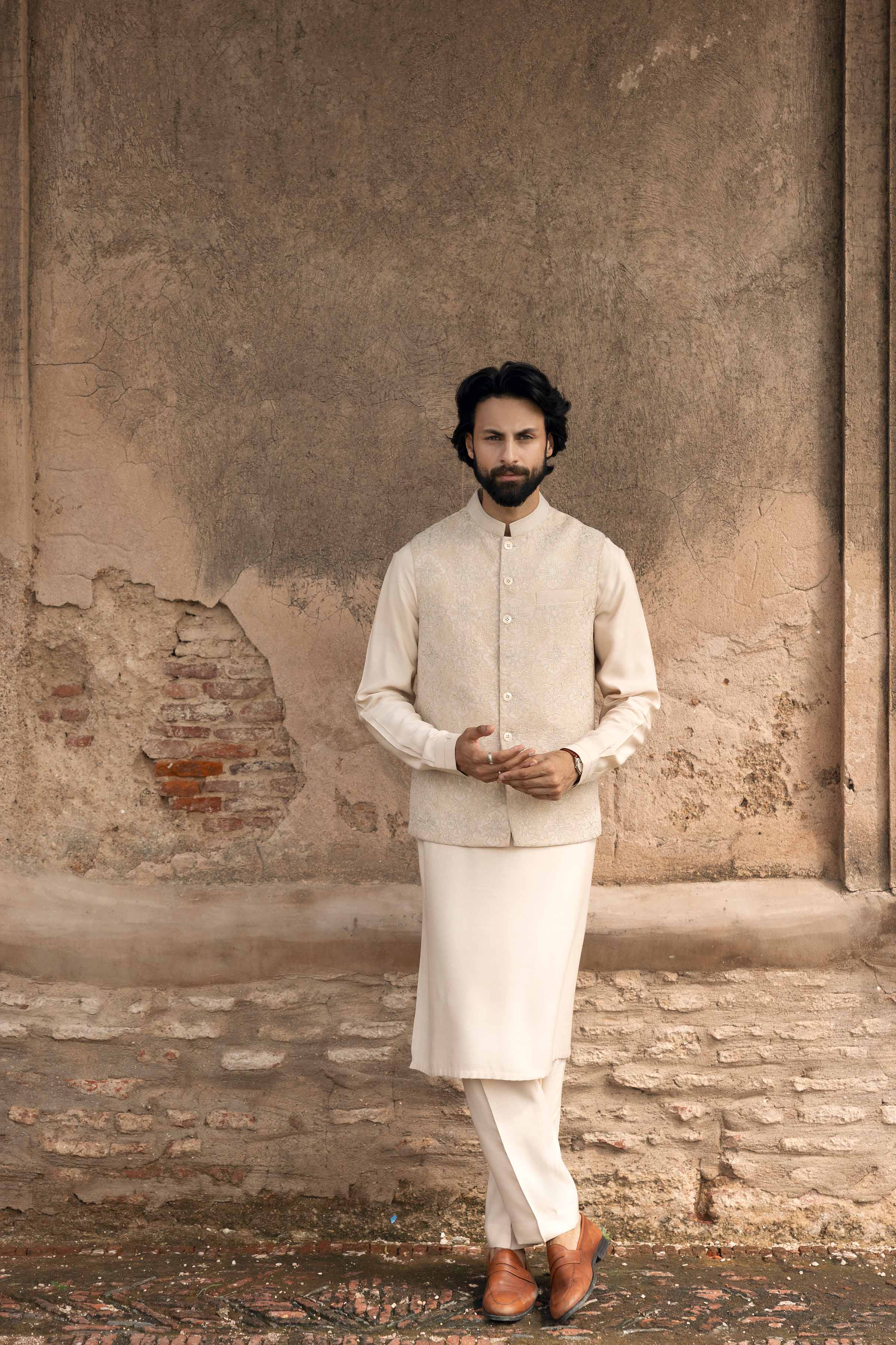 Embroidered Waistcoat - KNW25-01