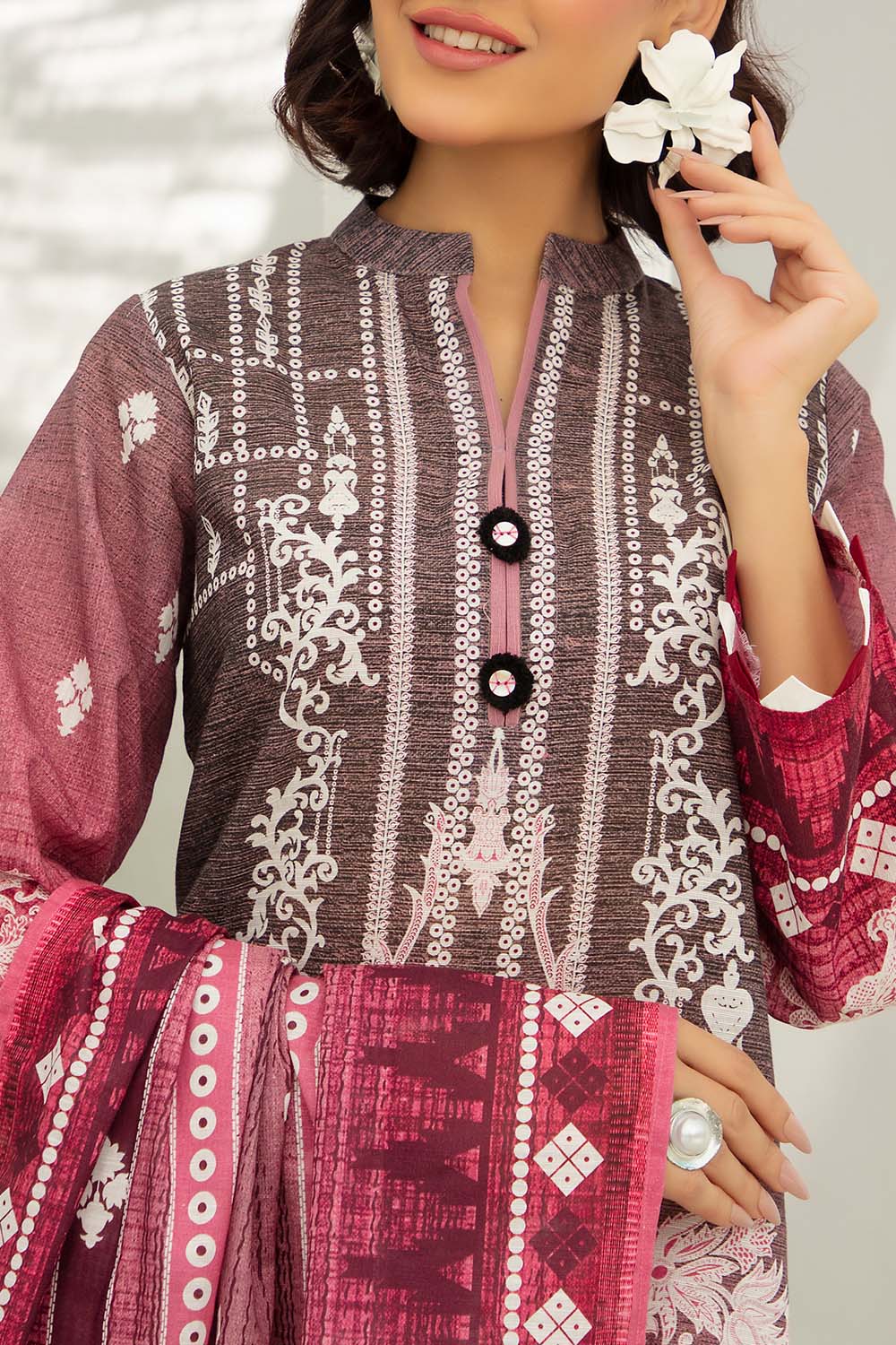 3 Piece Printed Khaddar Suit With Dupatta