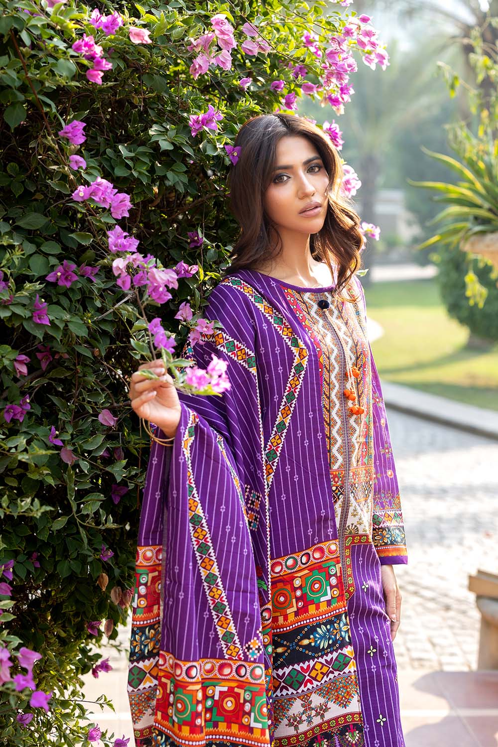 3 Piece Printed Khaddar Suit