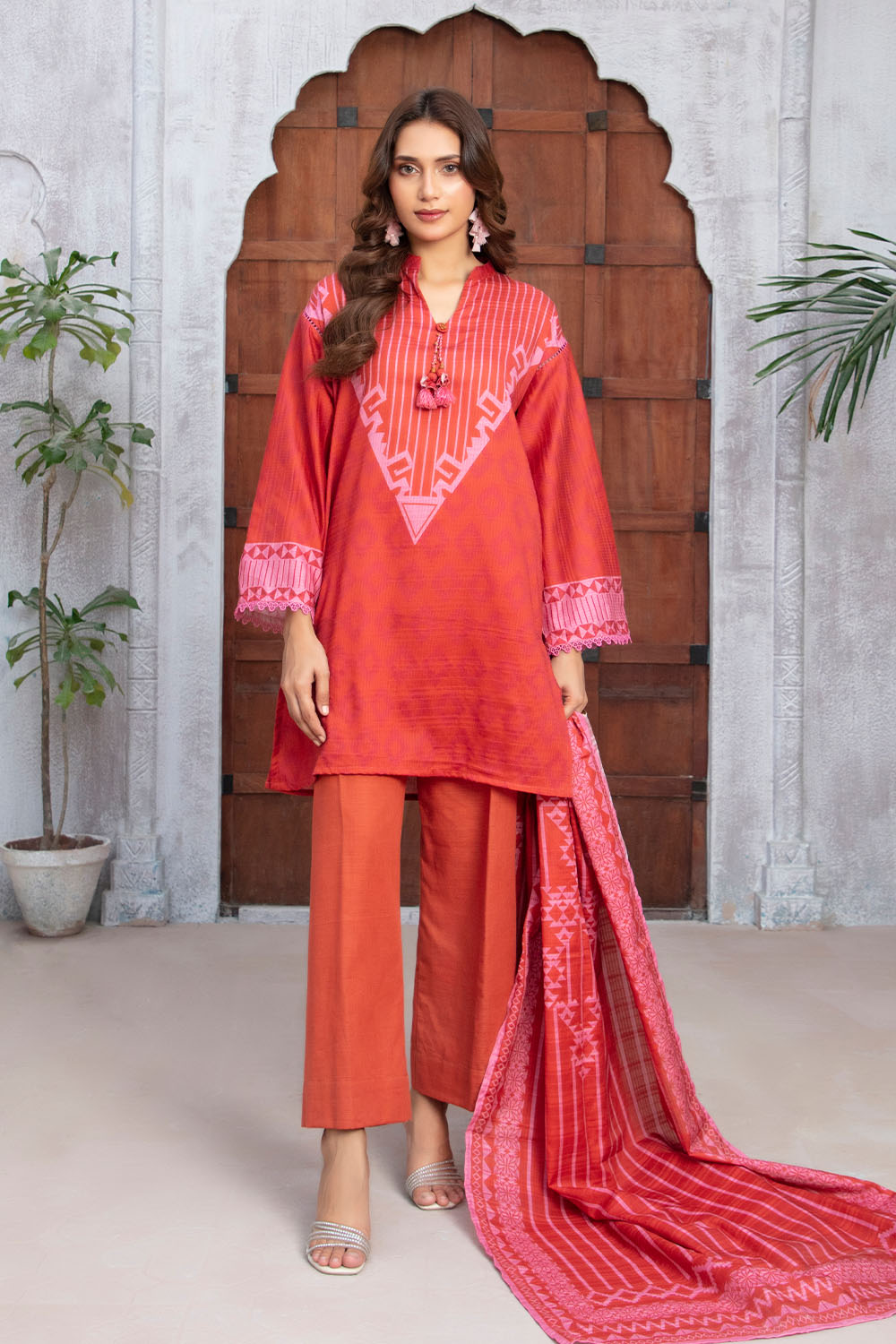 3 Piece Printed Khaddar Suit With Dupatta