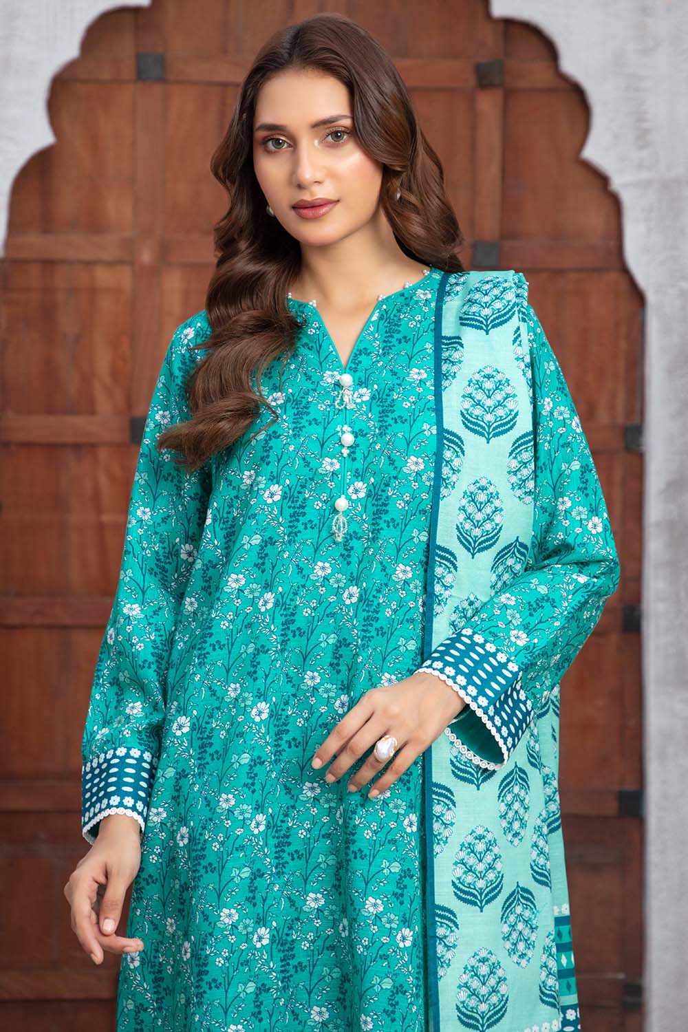 3 Piece Printed Khaddar Suit with Zari Dupatta