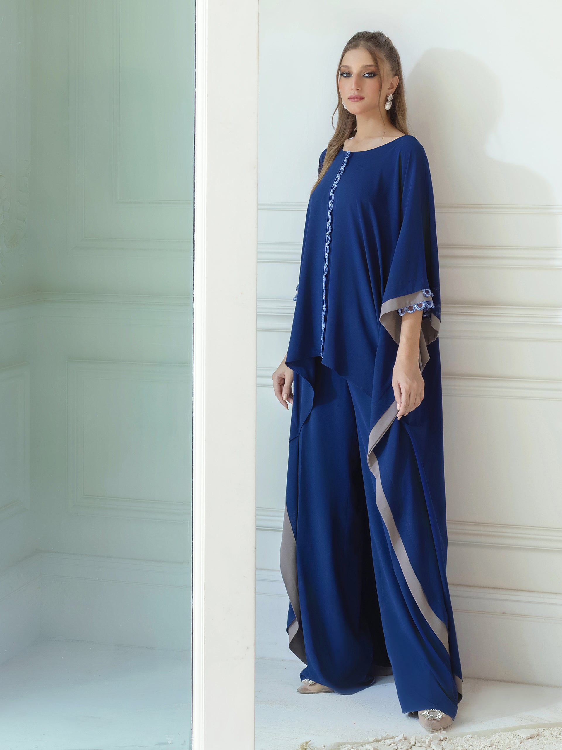 Kiara - Navy Blue & Taupe