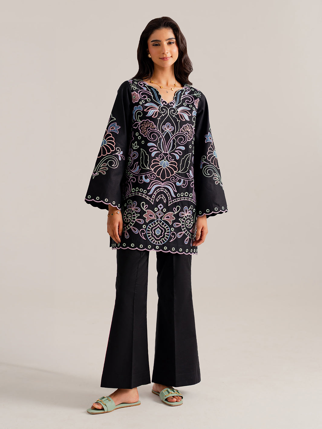 ZEPHIRE - 2Pc Embroidered Cotton Set