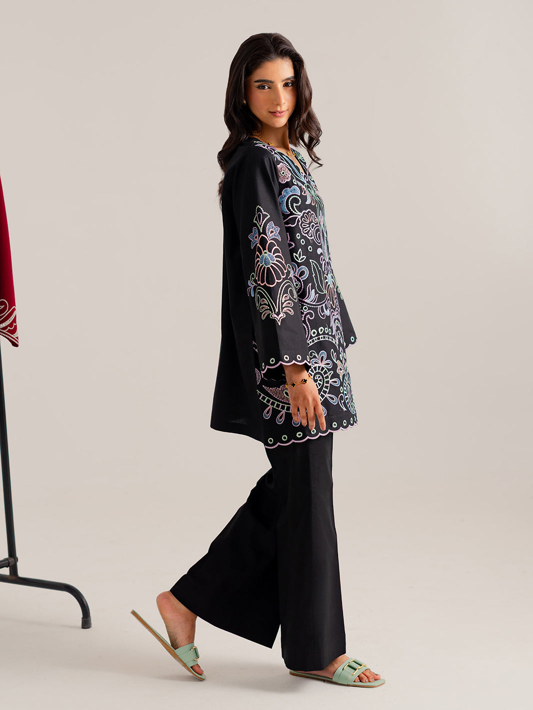 ZEPHIRE - 2Pc Embroidered Cotton Set
