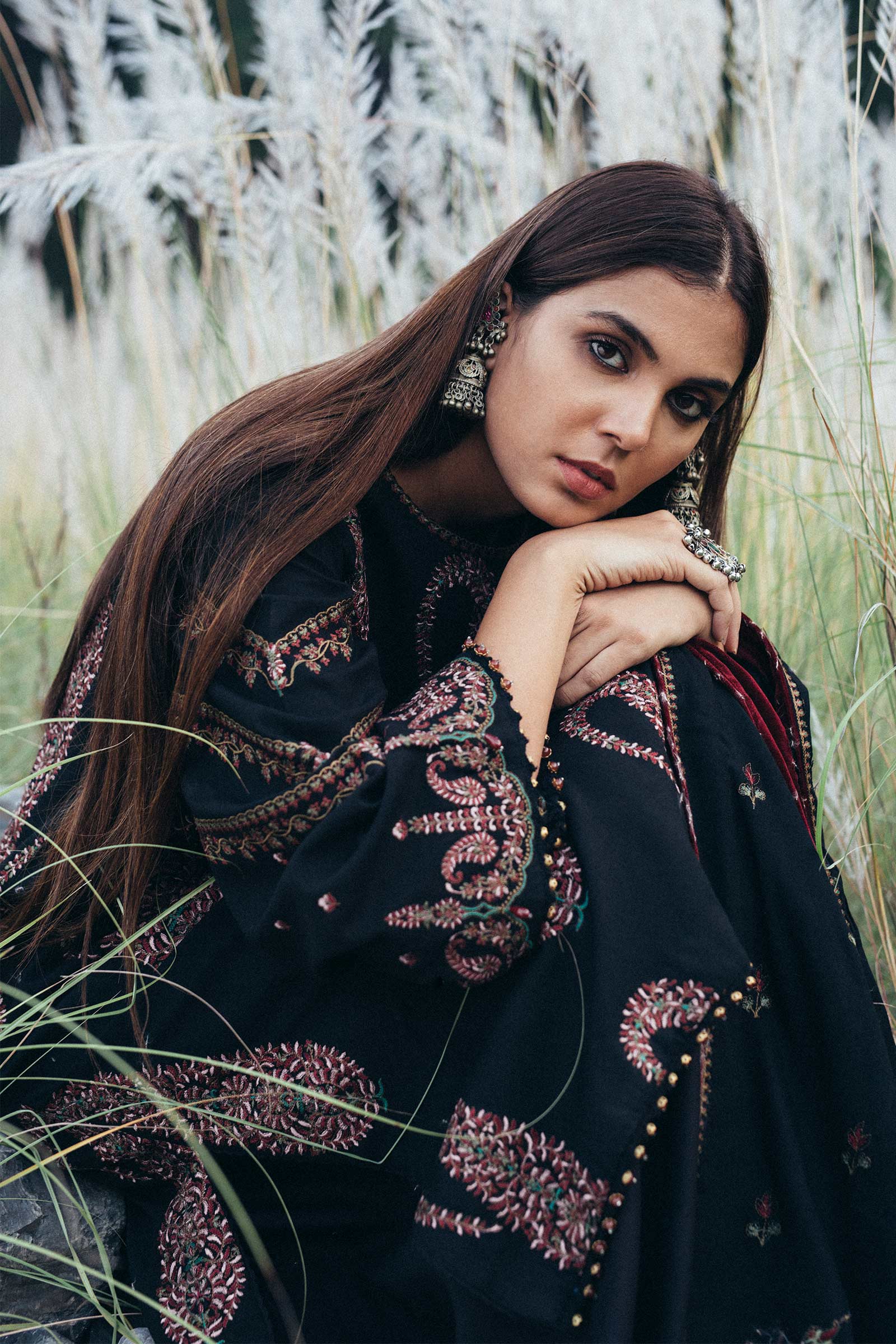 https://cdn.shopify.com/s/files/1/0340/8376/6405/products/Kiswad.jpg?v=1637831146