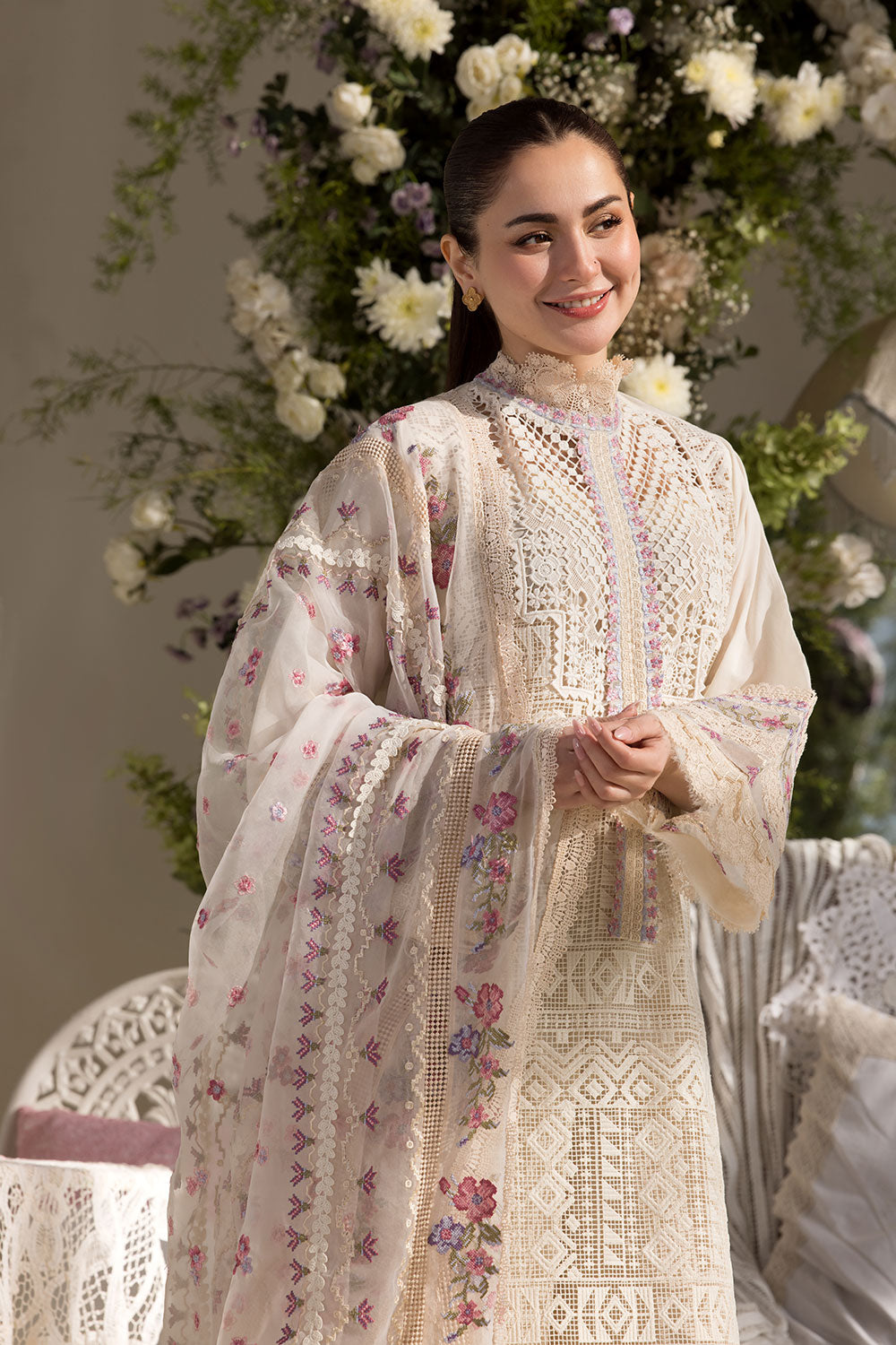 Sobia Nazir – L25-11B Style