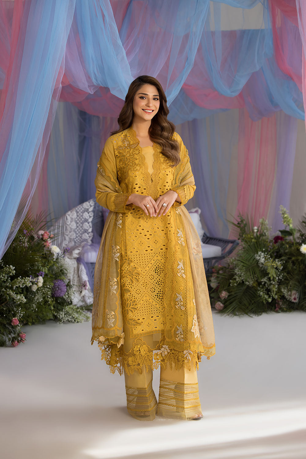 Sobia Nazir – L25-1A Style