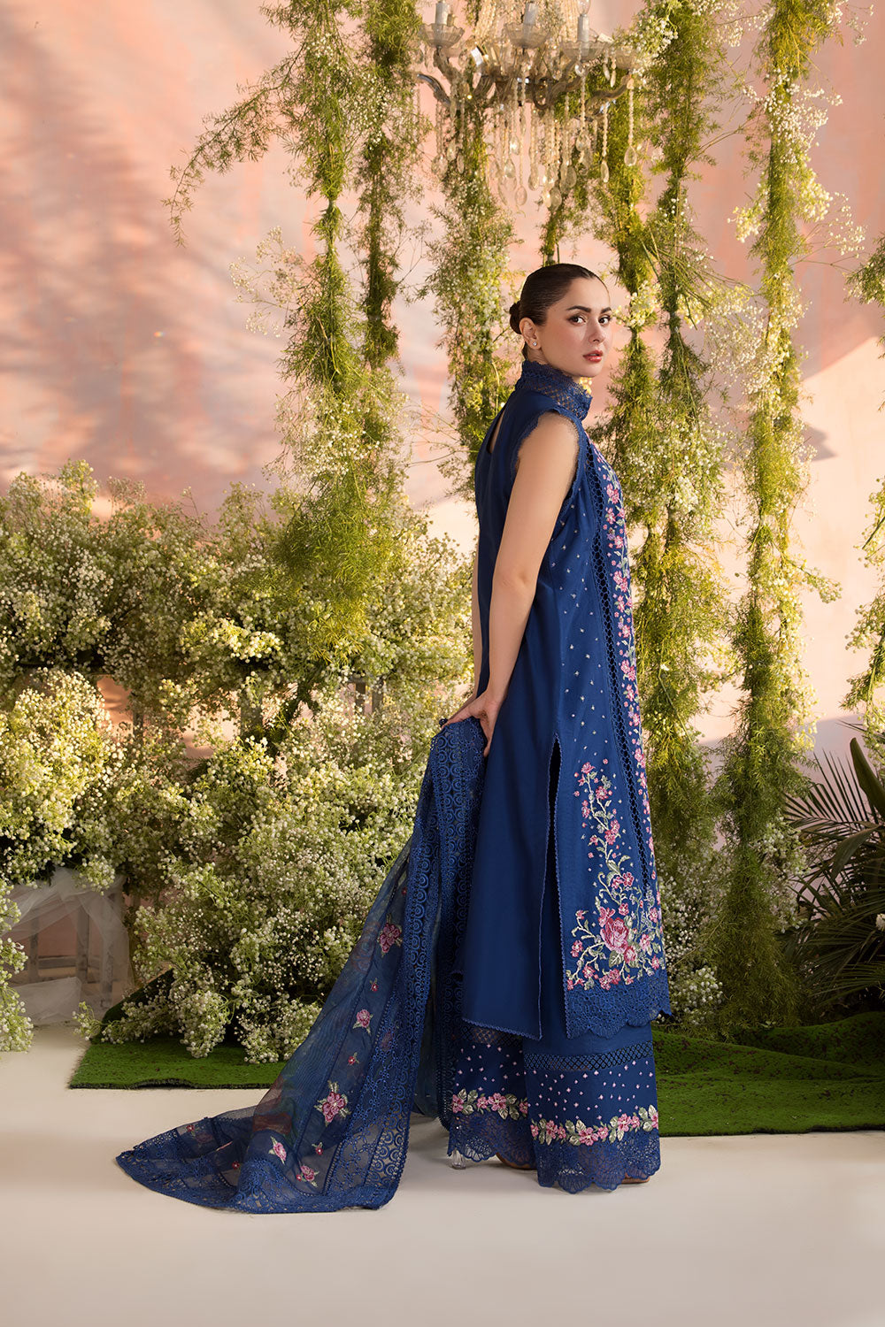 Sobia Nazir – L25-4A Style