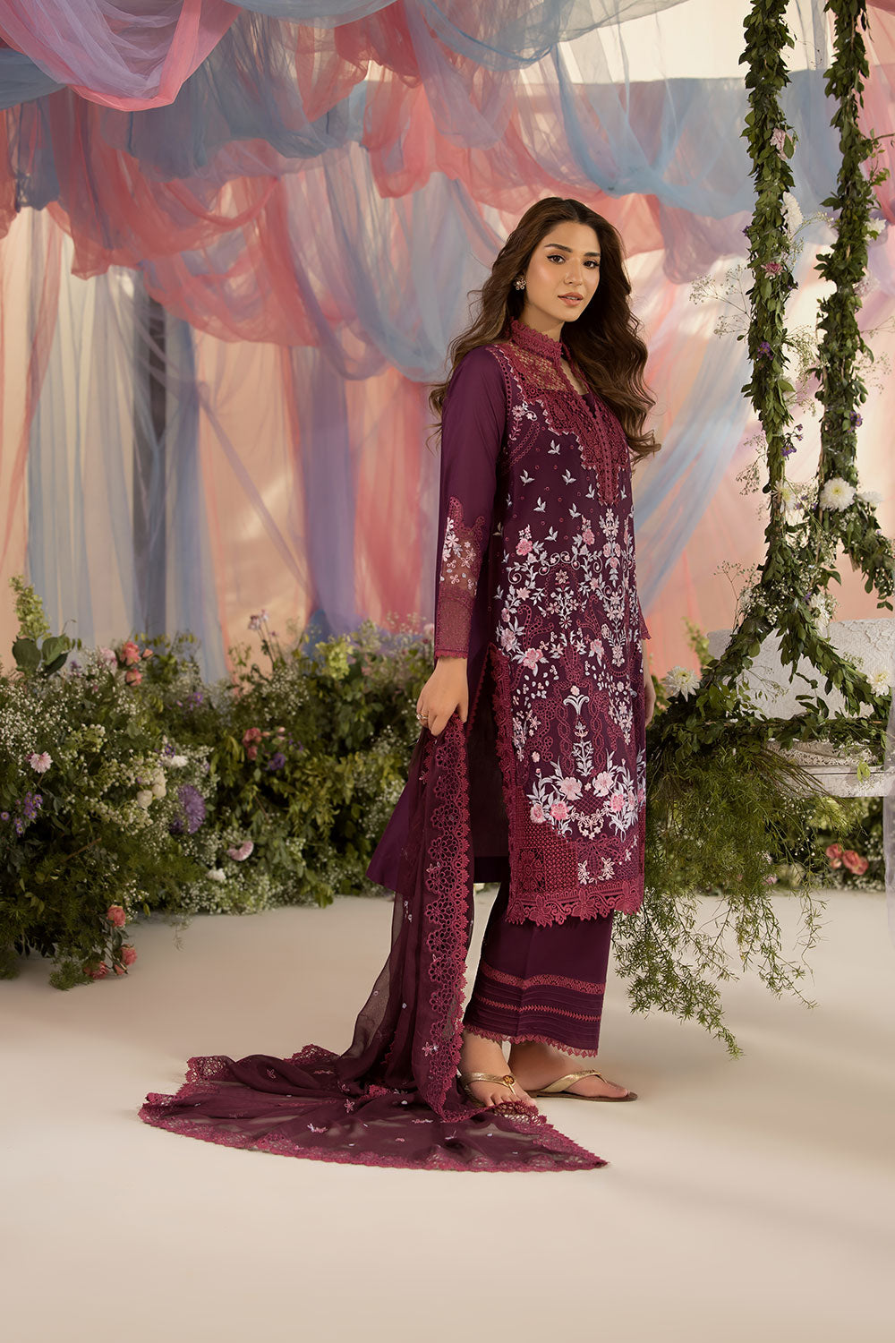 Design 6A Luxury Lawn 2025 Unstitched