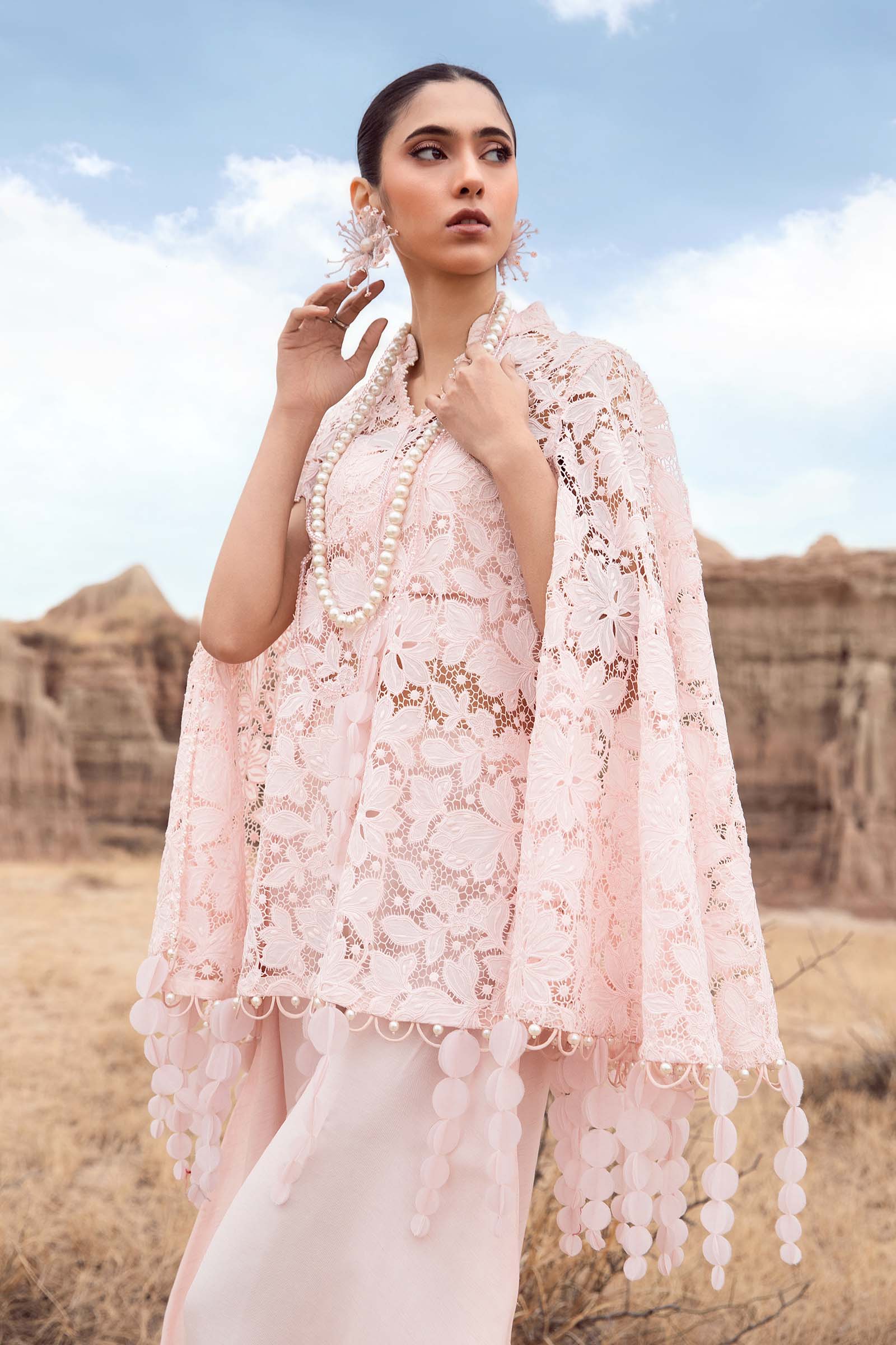 https://cdn.shopify.com/s/files/1/0620/8788/9062/files/LF-Ch-03PinkCloseup_D.jpg?v=1739002067
