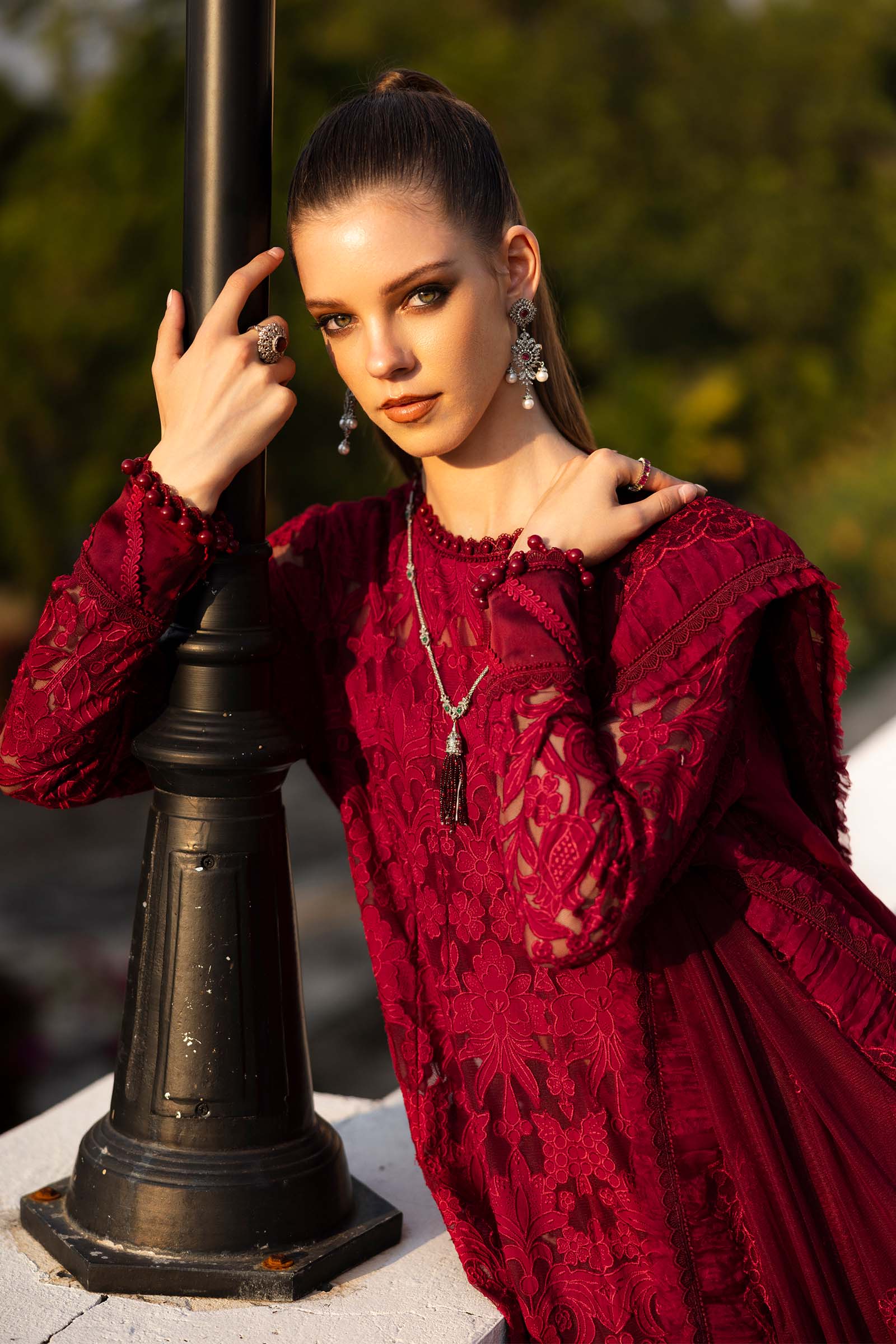 https://cdn.shopify.com/s/files/1/0620/8788/9062/files/LF1012RedCloseup_E.jpg?v=1769441975