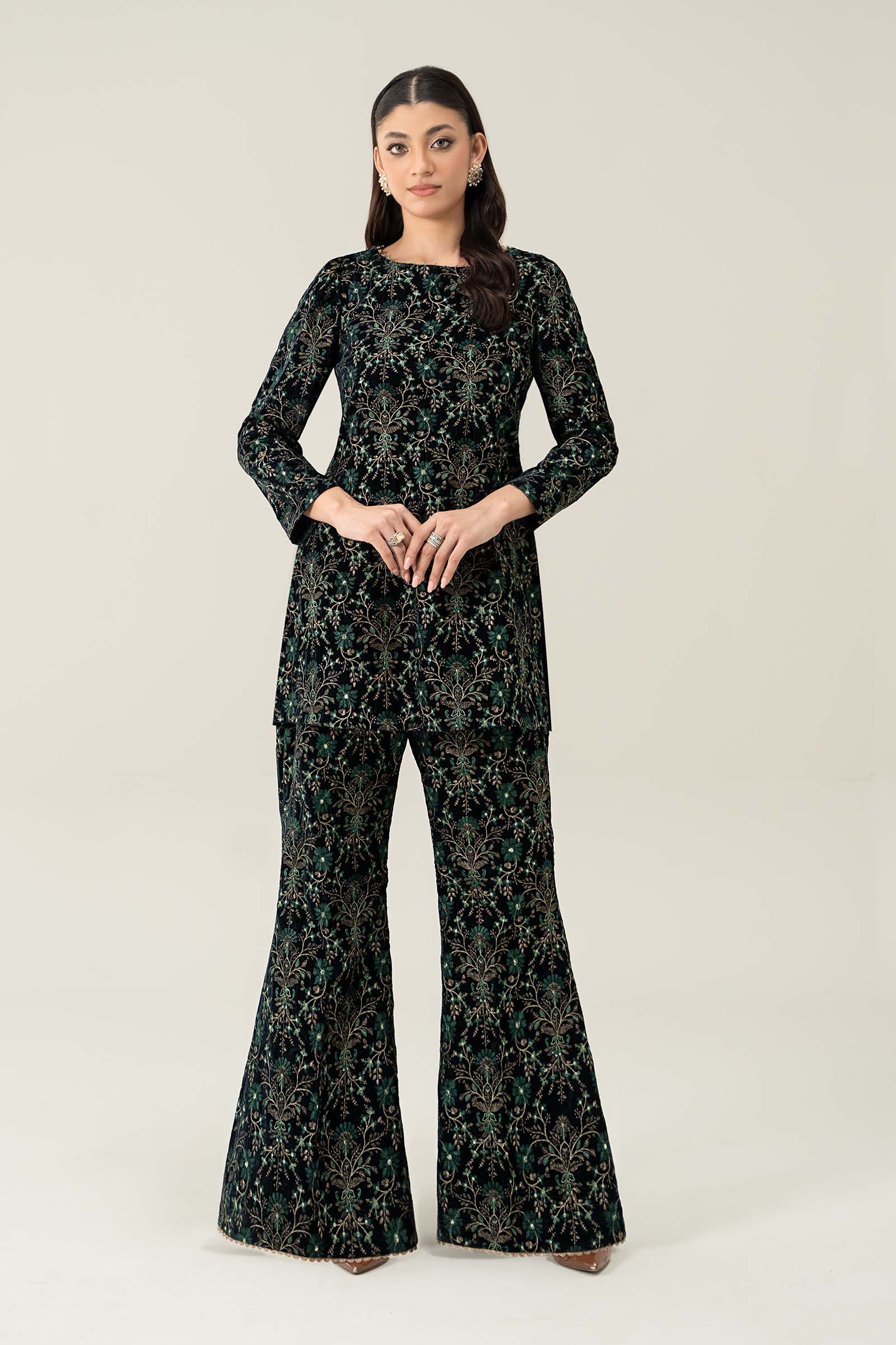 https://cdn.shopify.com/s/files/1/0620/8788/9062/files/LF733Front_S.jpg?v=1728627824