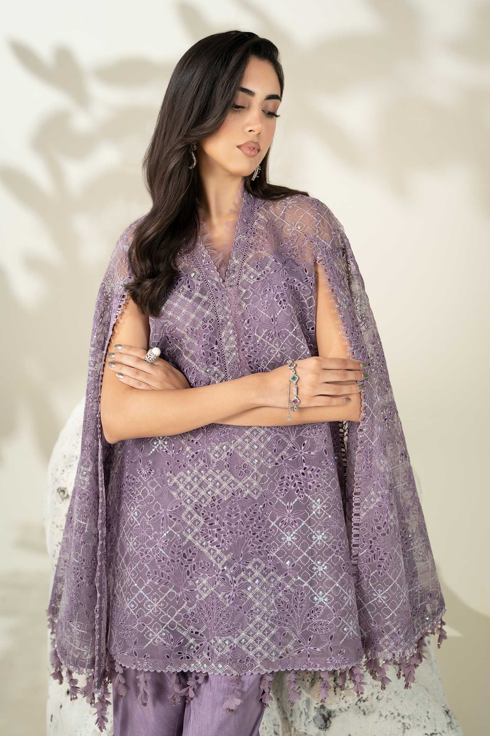 https://cdn.shopify.com/s/files/1/0620/8788/9062/files/LF907Lilac_S_Closeup_E.jpg?v=1758956754