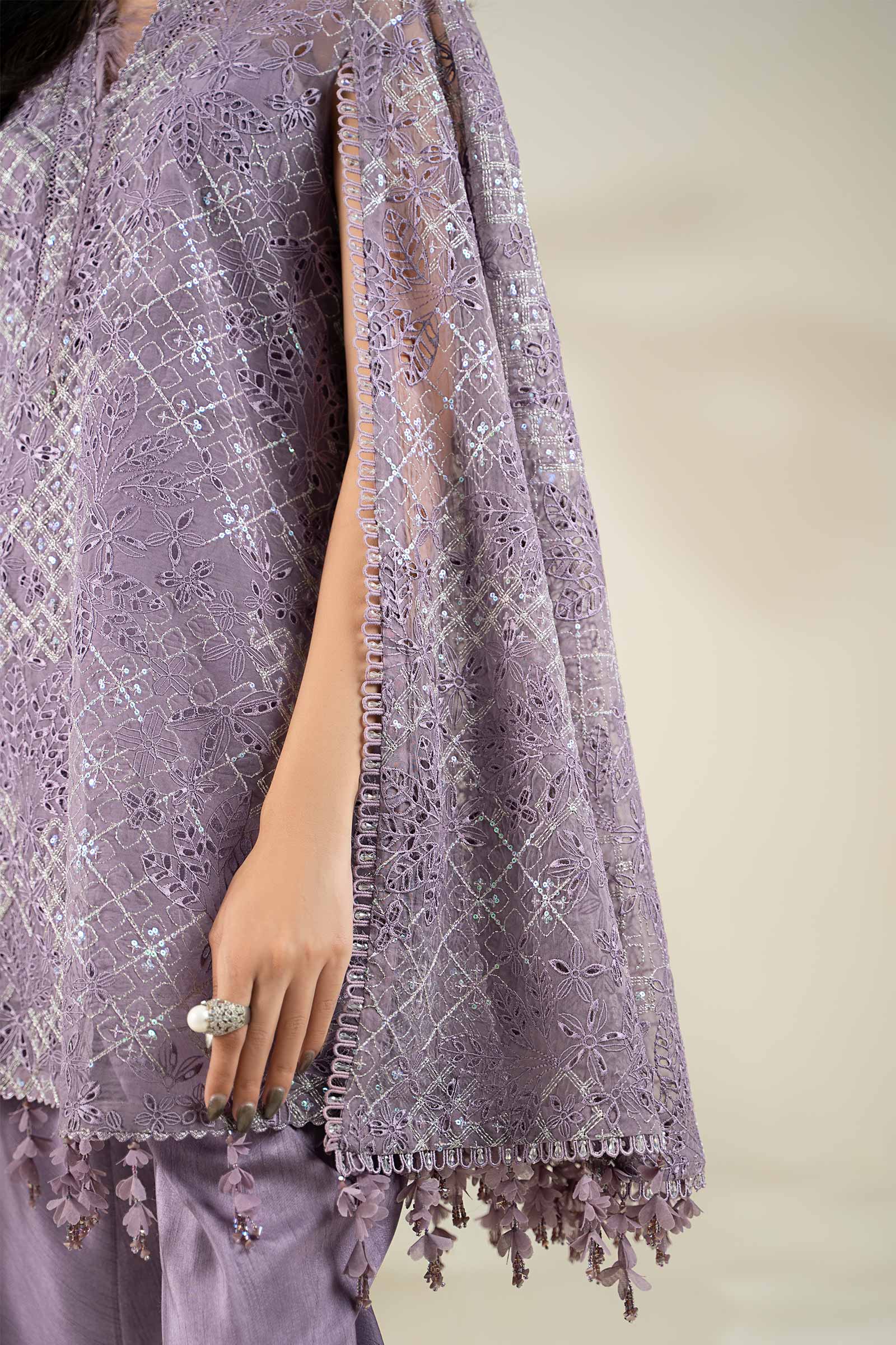 https://cdn.shopify.com/s/files/1/0620/8788/9062/files/LF907Lilac_S_Closeup_G.jpg?v=1758956754