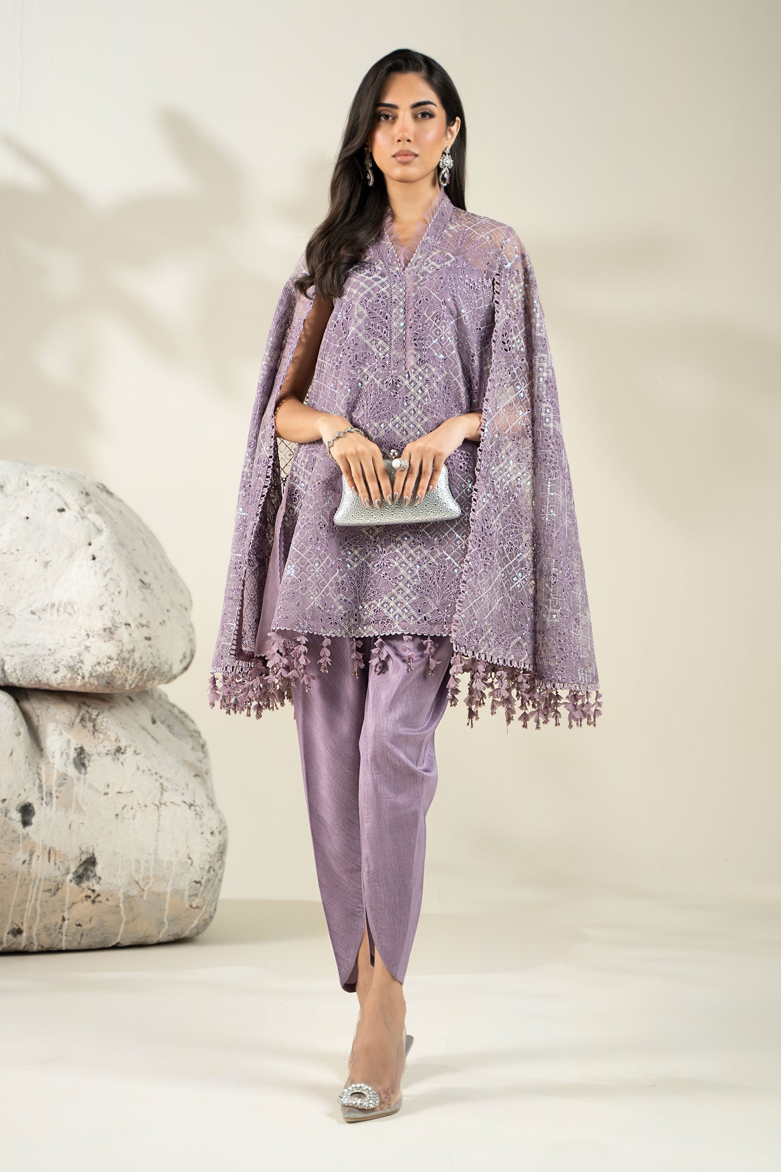 https://cdn.shopify.com/s/files/1/0620/8788/9062/files/LF907Lilac_S_Front_A.jpg?v=1758956754