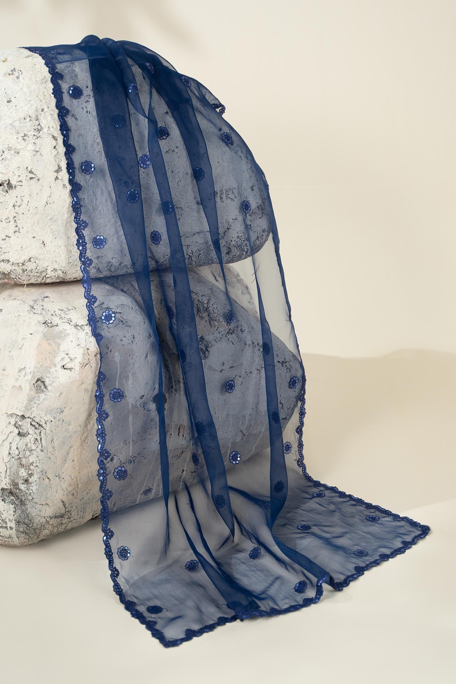 https://cdn.shopify.com/s/files/1/0620/8788/9062/files/LF908CobaltBlue_D_Closeup_H.jpg?v=1765786910