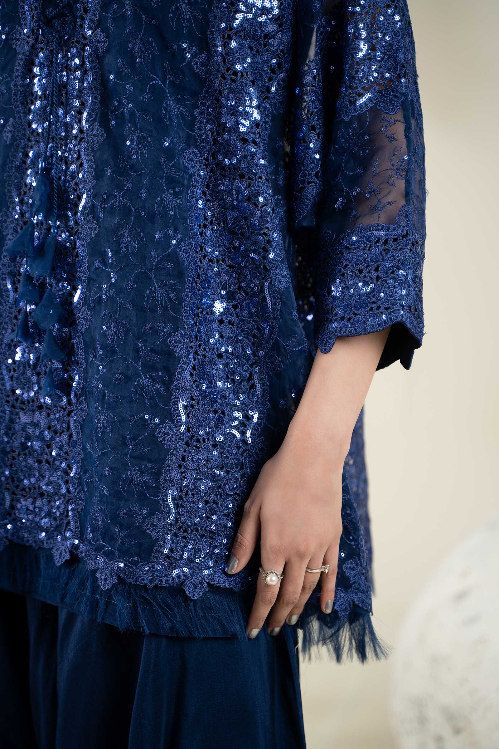 https://cdn.shopify.com/s/files/1/0620/8788/9062/files/LF908CobaltBlue_S_Closeup_G.jpg?v=1765786910