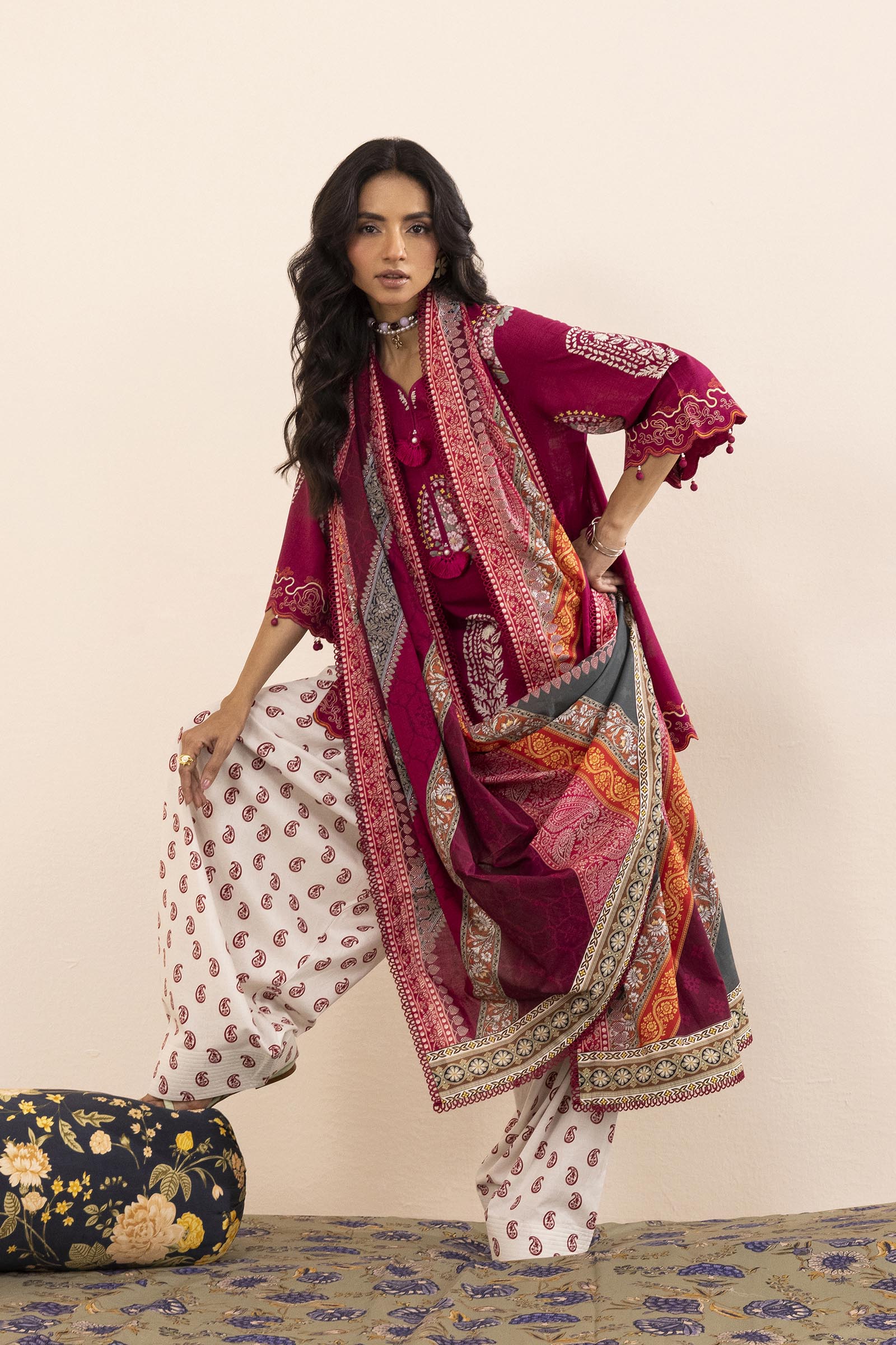 Unstitched 3 Piece Lawn Suit