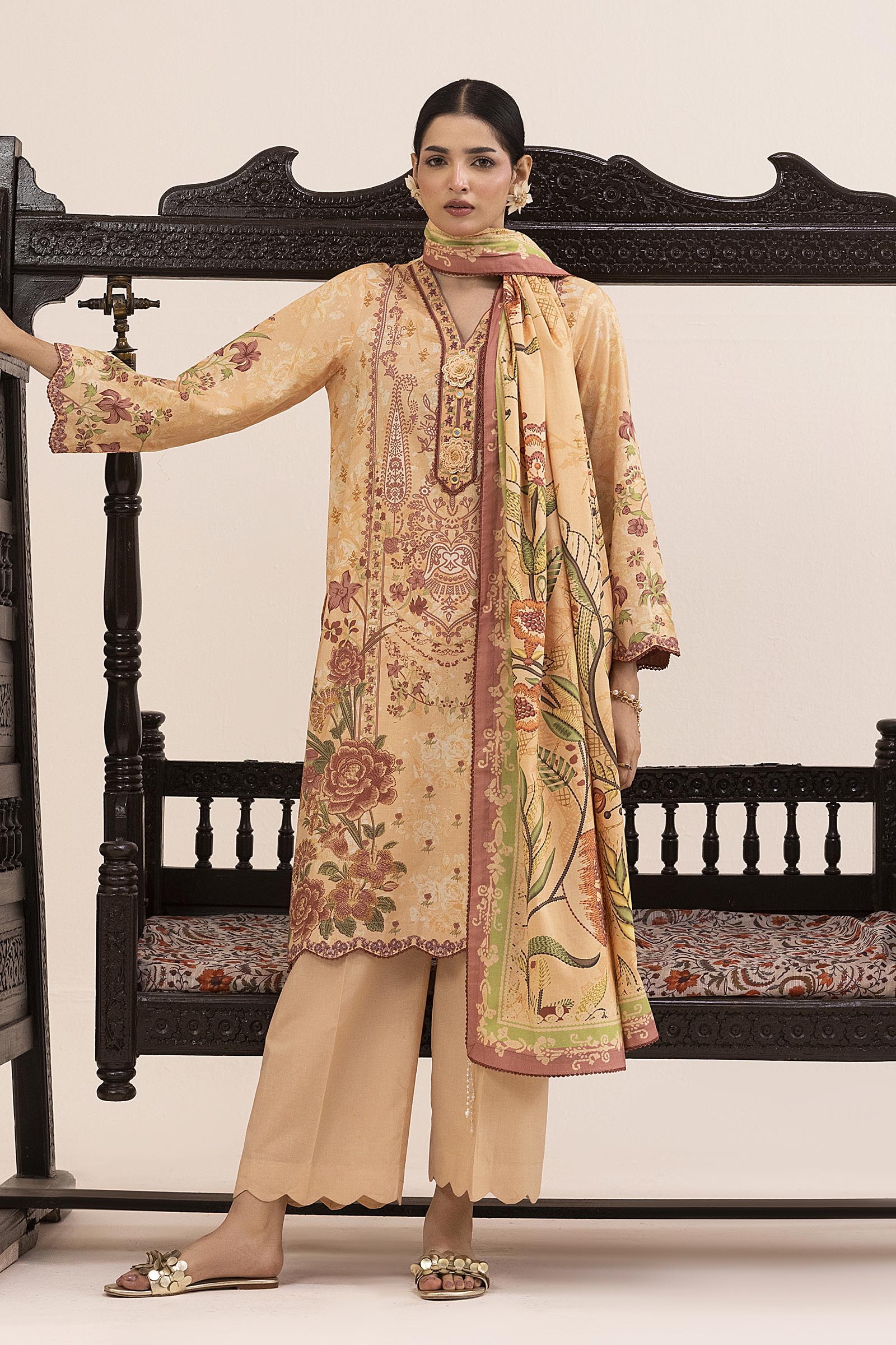Unstitched 3 Piece Lawn Suit