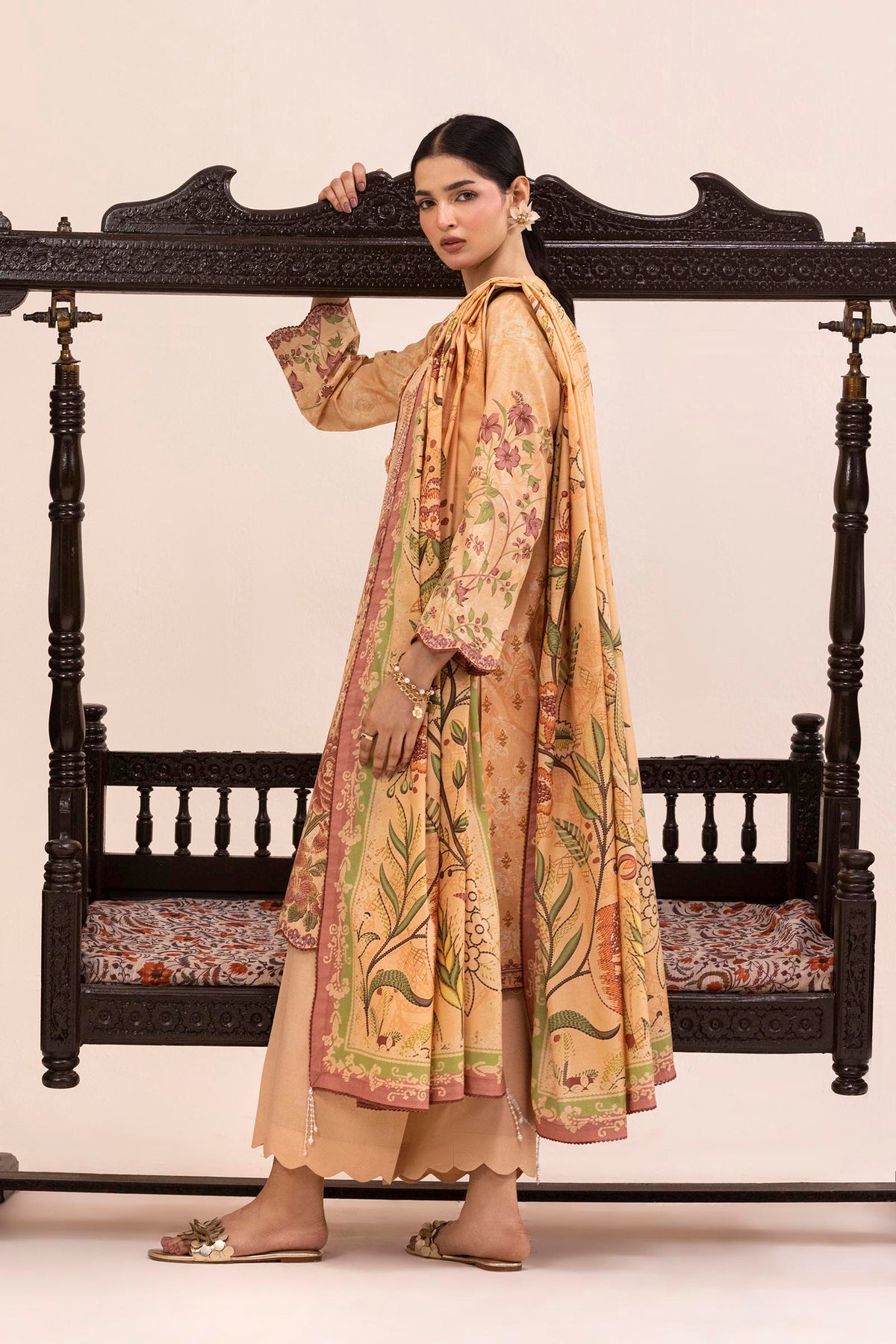 Unstitched 3 Piece Lawn Suit