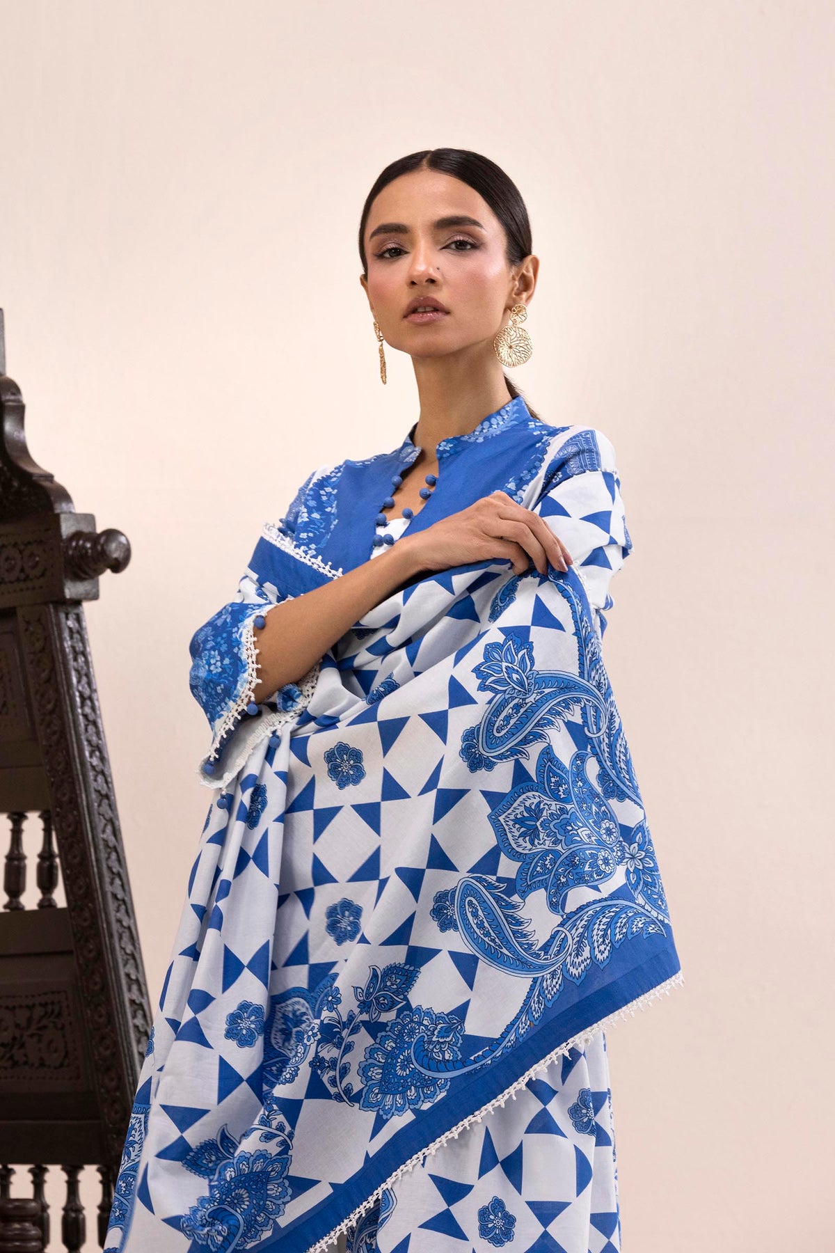 Unstitched 3 Piece Lawn Suit