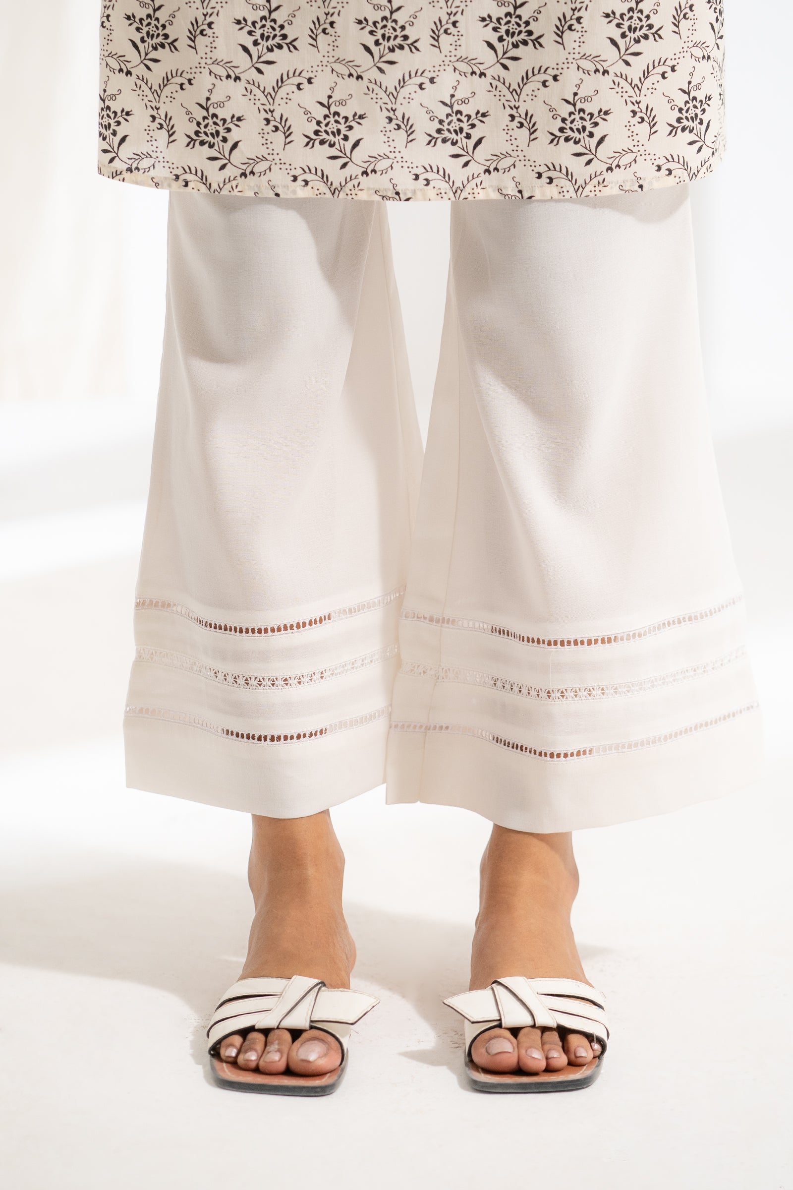 https://cdn.shopify.com/s/files/1/0568/3308/1529/files/LW0298-OW0-1.jpg?v=1736854007