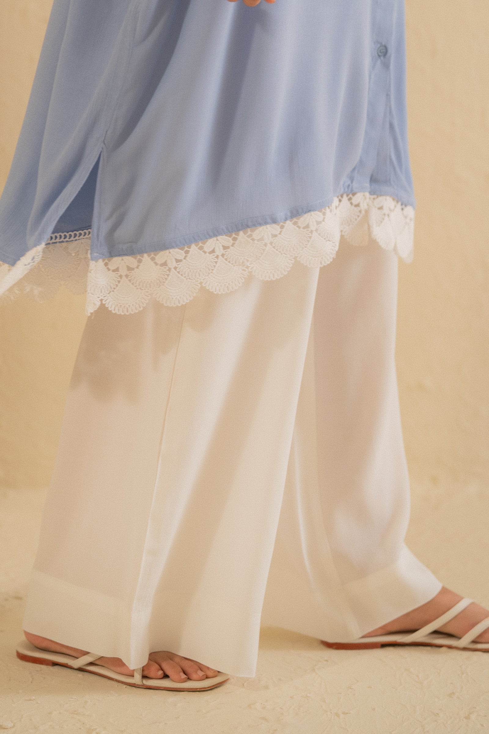 https://cdn.shopify.com/s/files/1/0568/3308/1529/files/LW0301-OW0-4.jpg?v=1749803674