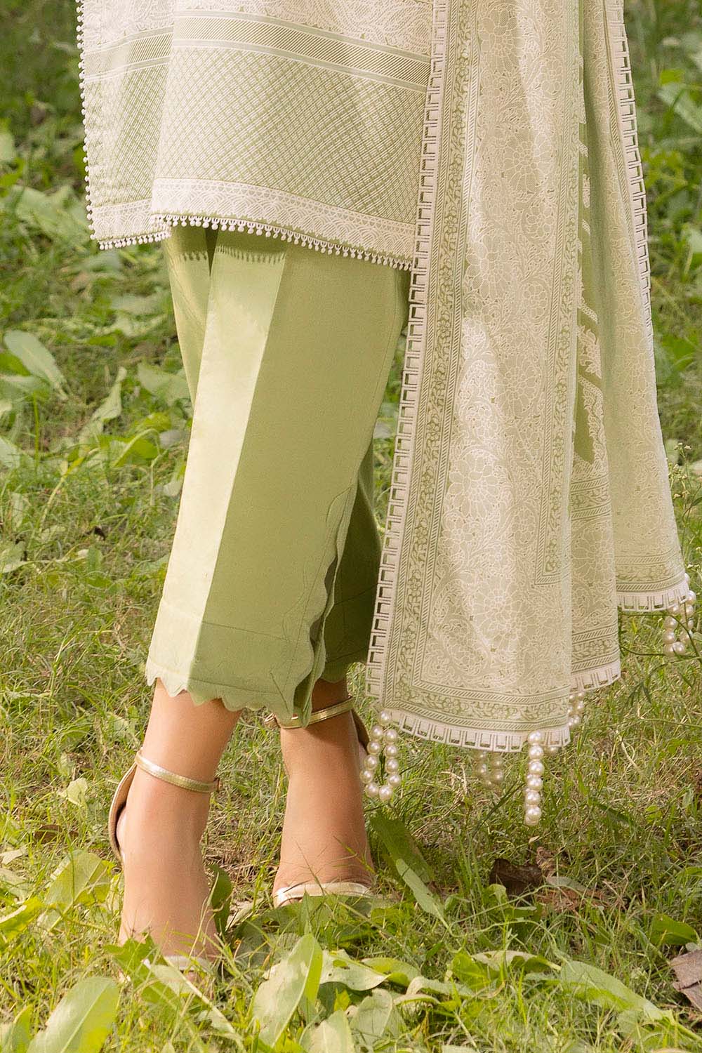 3 Piece Lacquer Printed Lawn Suit with Lace and Dupatta