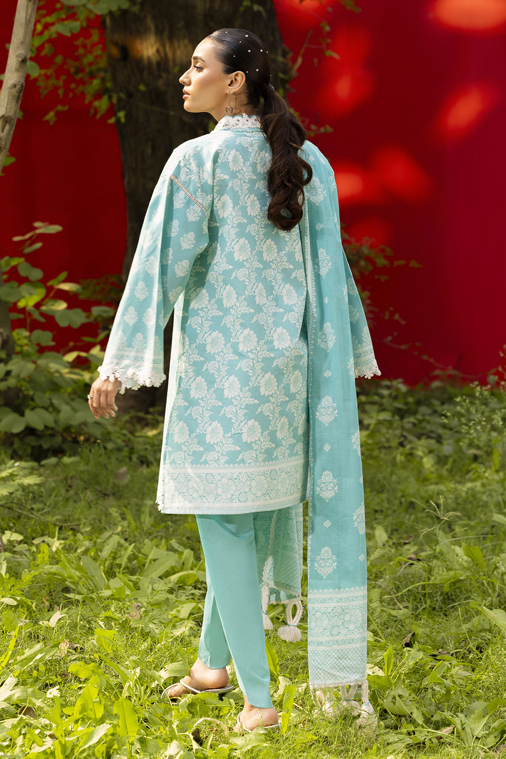 3 Piece Lacquer Printed Lawn Suit with Lace and Dupatta